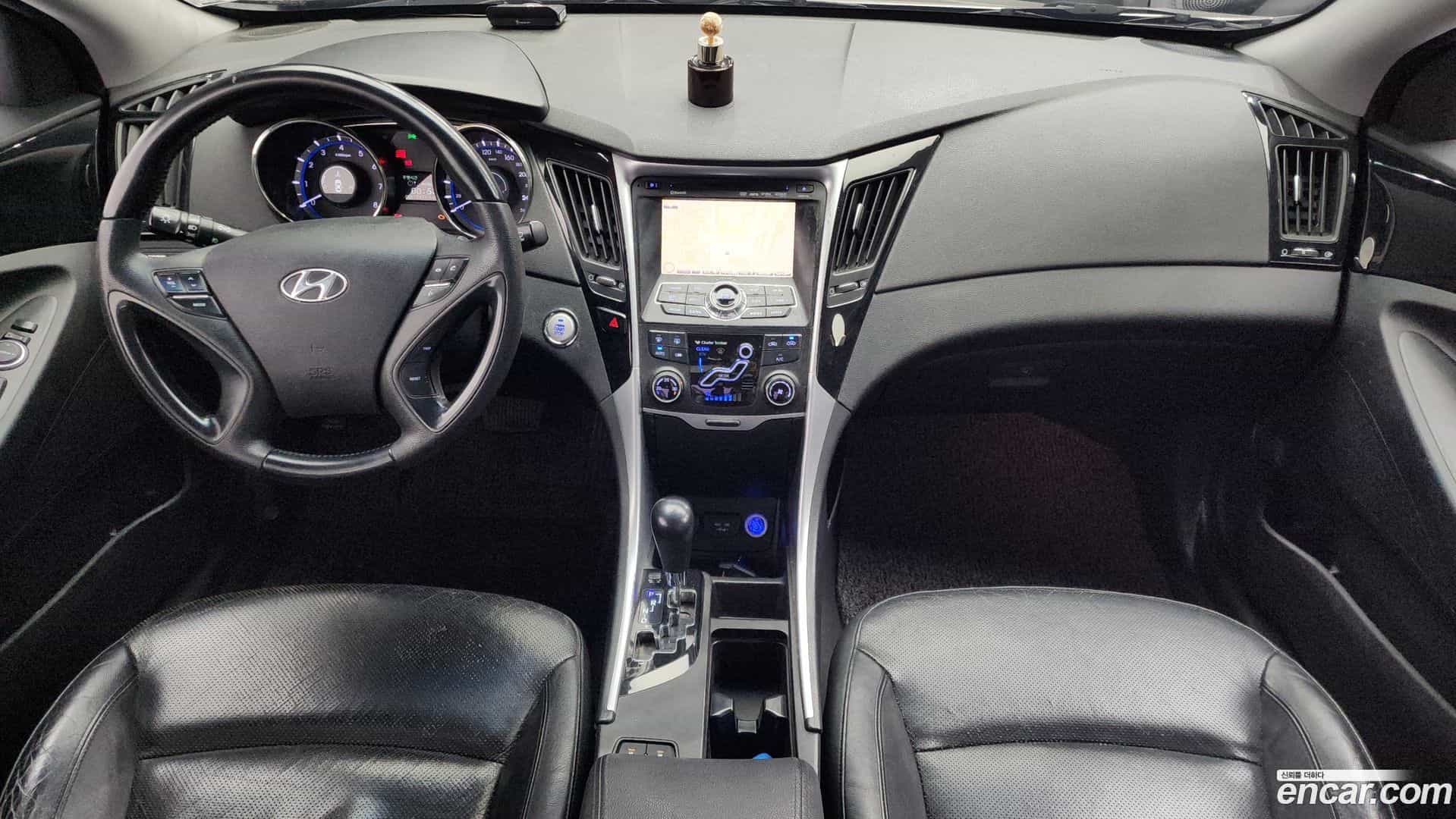 Sonata Hyundai 2009.11-INNER-007