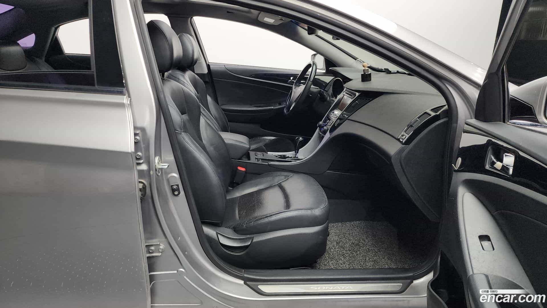 Sonata Hyundai 2009.11-OPTION-015