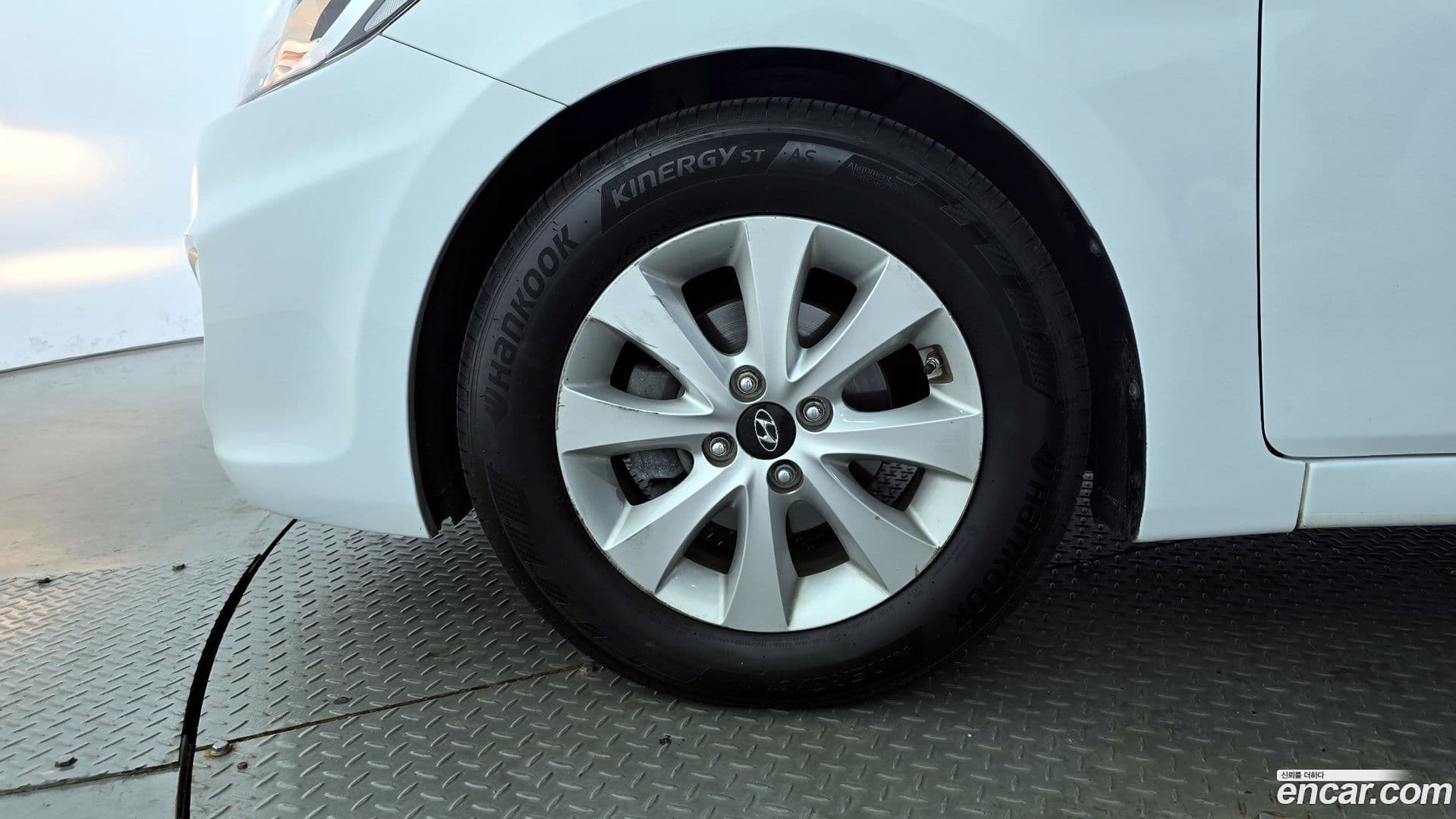 Main__Slider__Photo:Accent Hyundai 2015.3-4