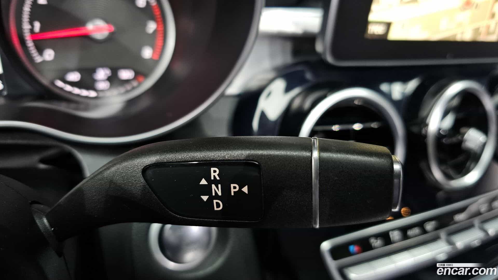 C-Class Mercedes-Benz 2016.8-INNER-009