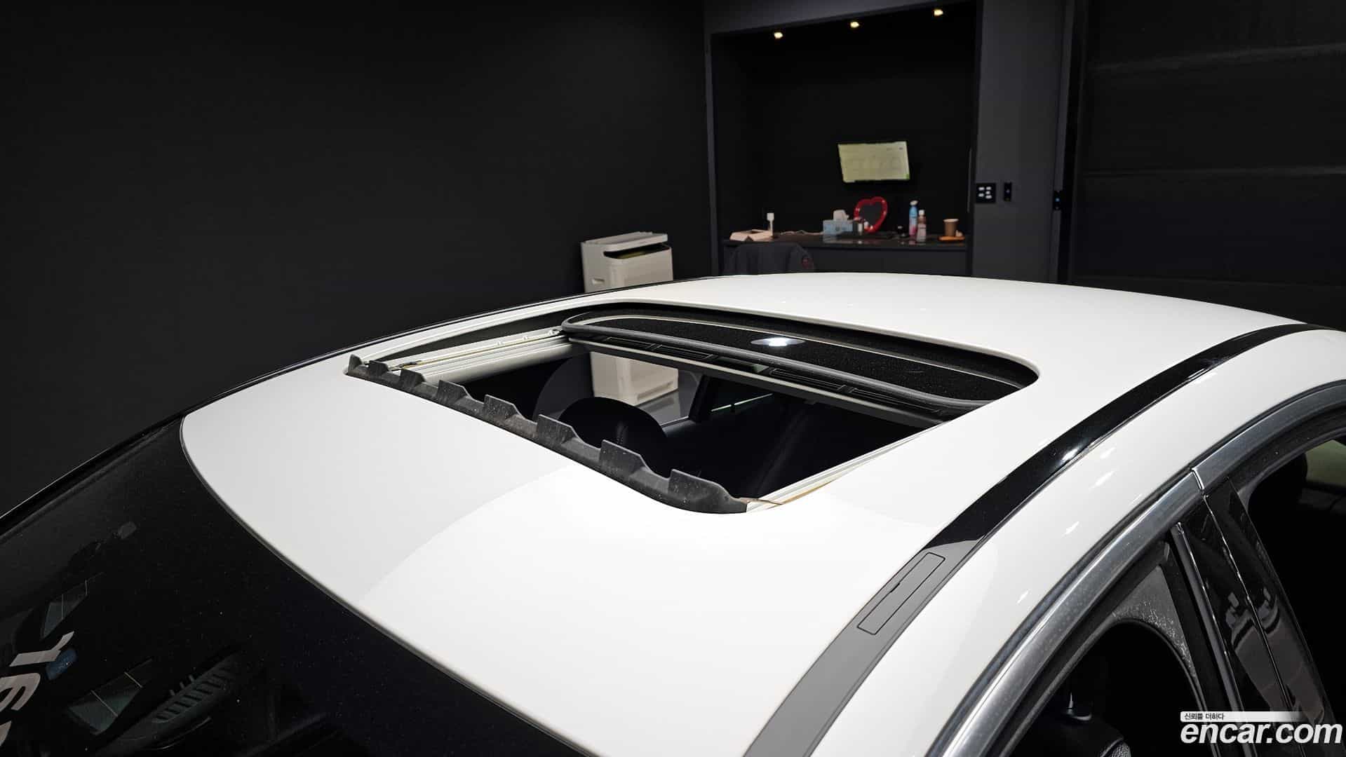 C-Class Mercedes-Benz 2016.8-OPTION-020