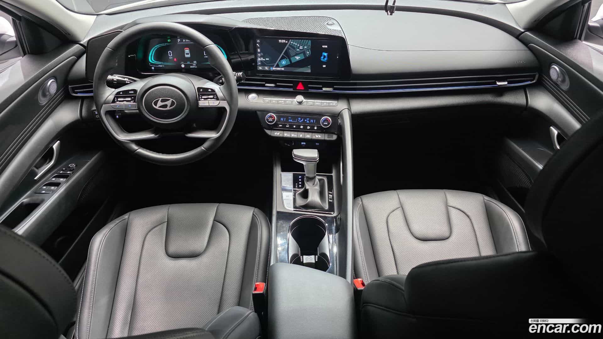 AVANTE Hyundai 2024.6-INNER-007