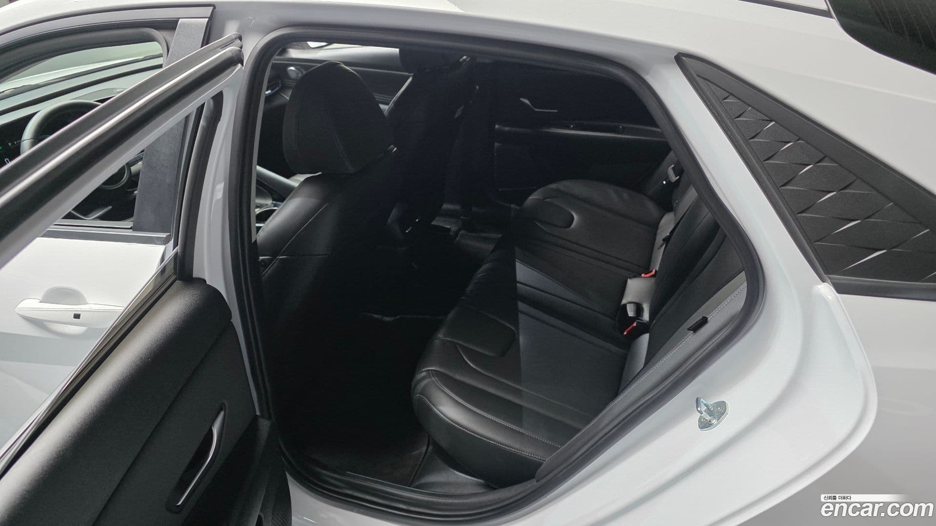 Main__Slider__Photo:AVANTE Hyundai 2024.6-10