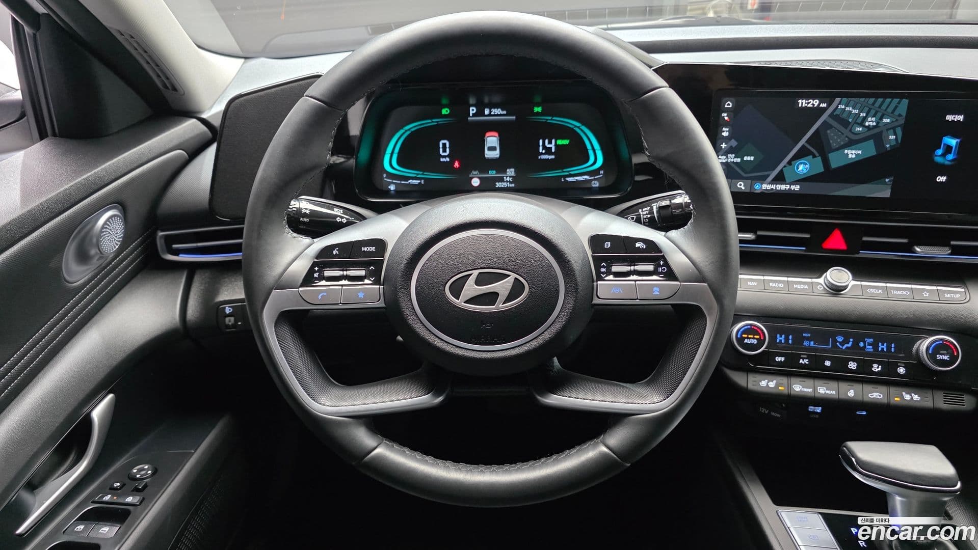 Main__Slider__Photo:AVANTE Hyundai 2024.6-12