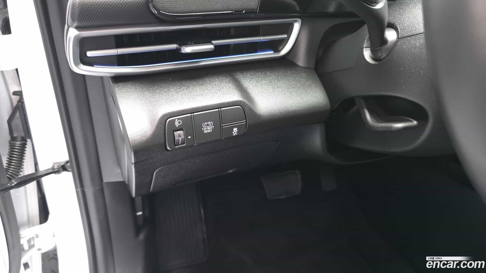 AVANTE Hyundai 2024.6-OPTION-019