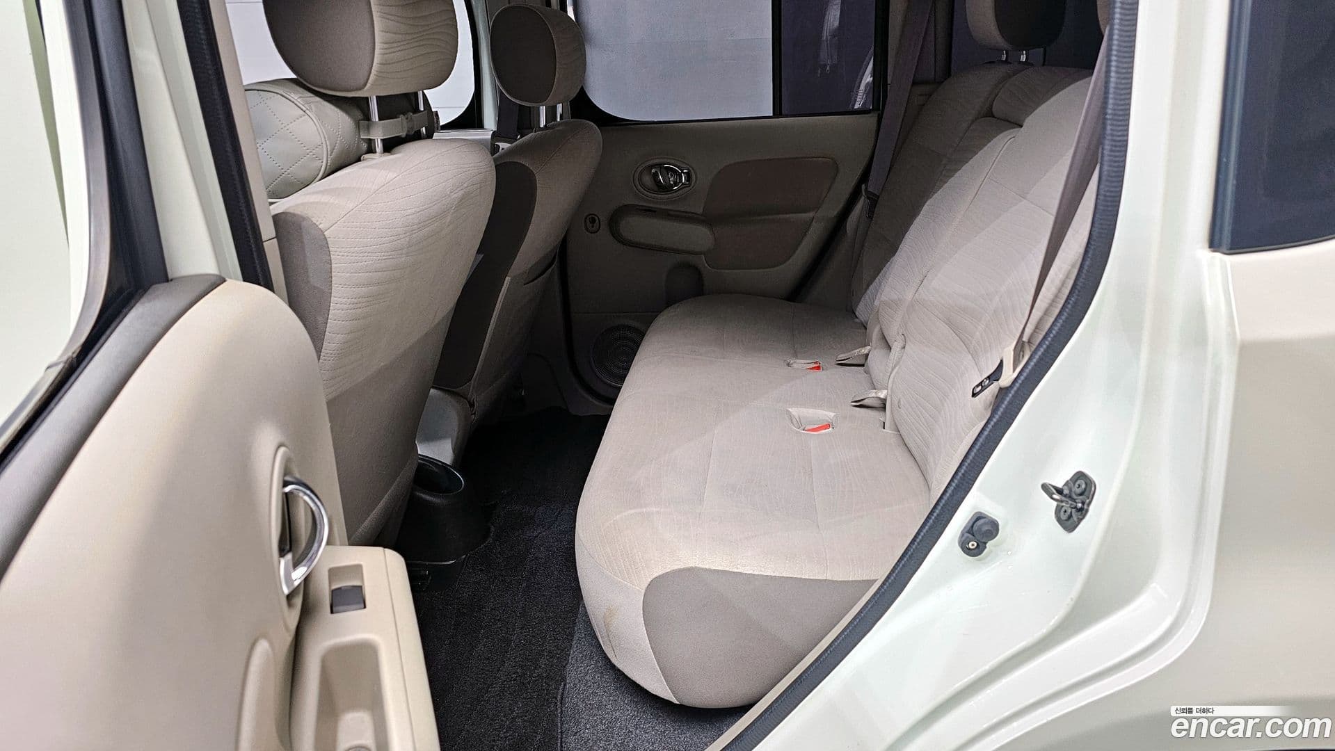 Main__Slider__Photo:Cube Nissan 2011.11-11