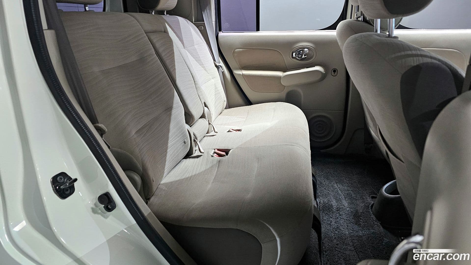 Main__Slider__Photo:Cube Nissan 2011.11-12