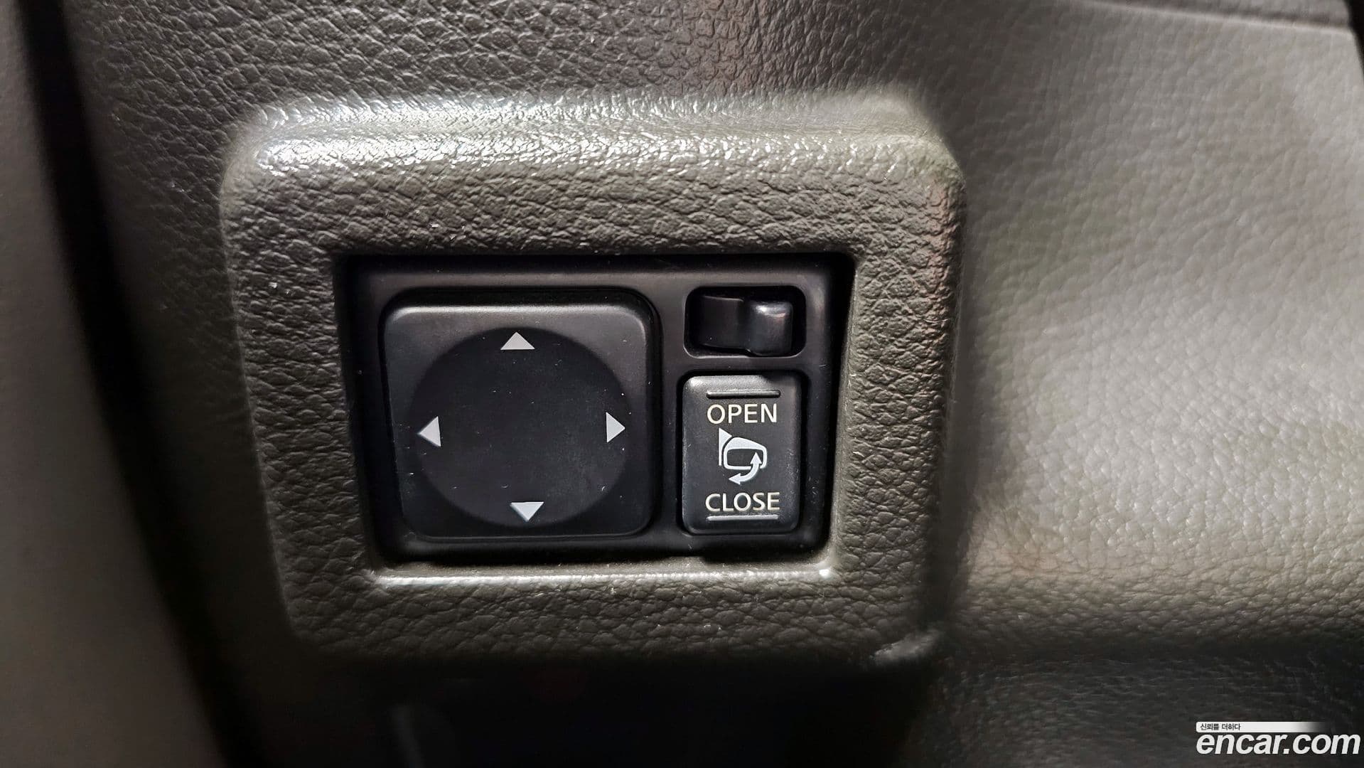 Main__Slider__Photo:Cube Nissan 2011.11-17