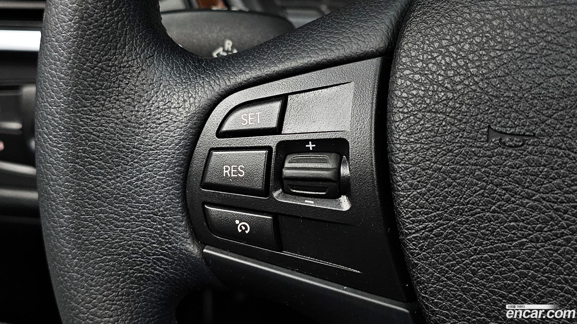 Main__Slider__Photo:3-Series BMW 2013.10-13