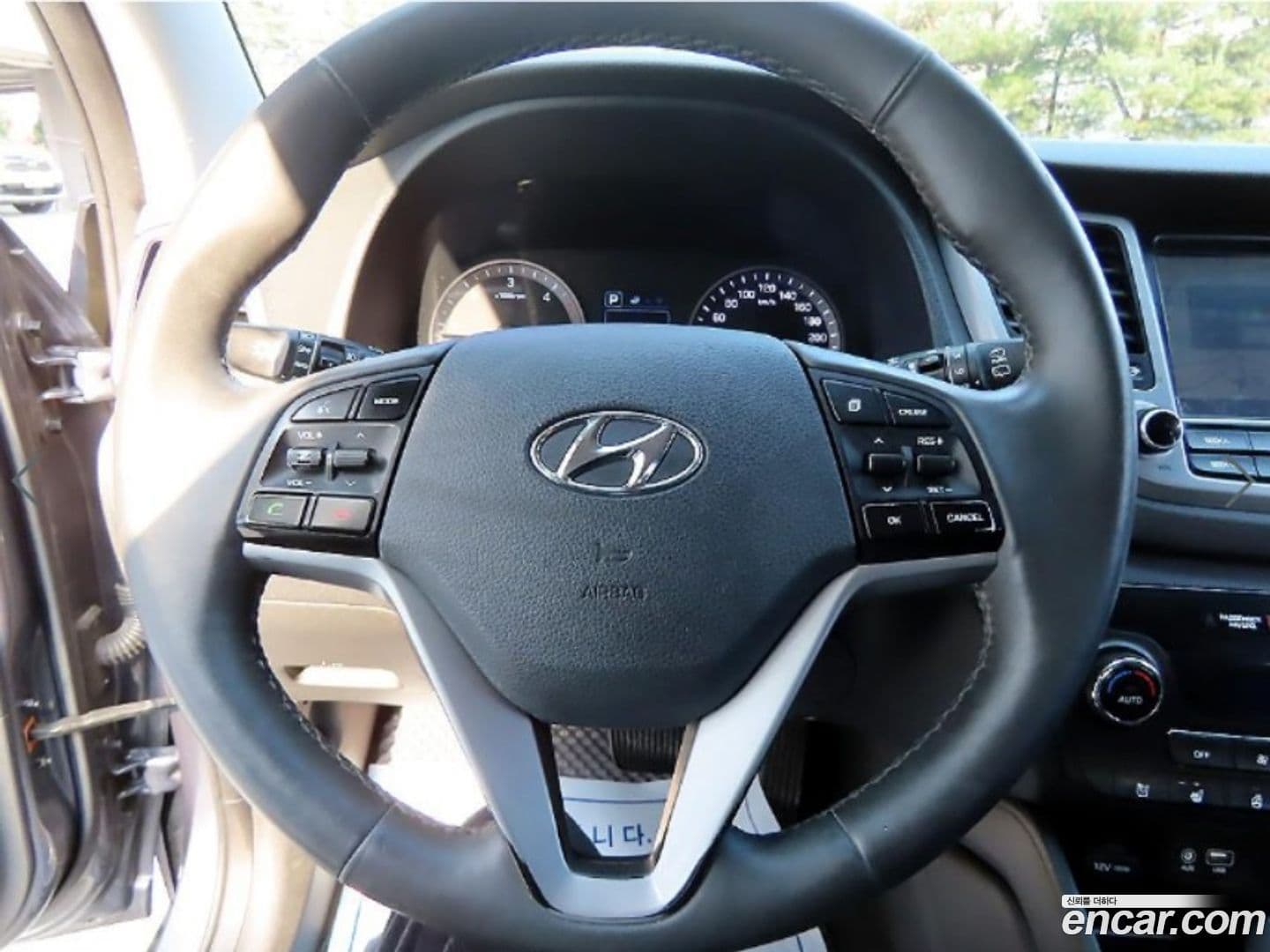 Main__Slider__Photo:Tucson Hyundai 2016.10-7