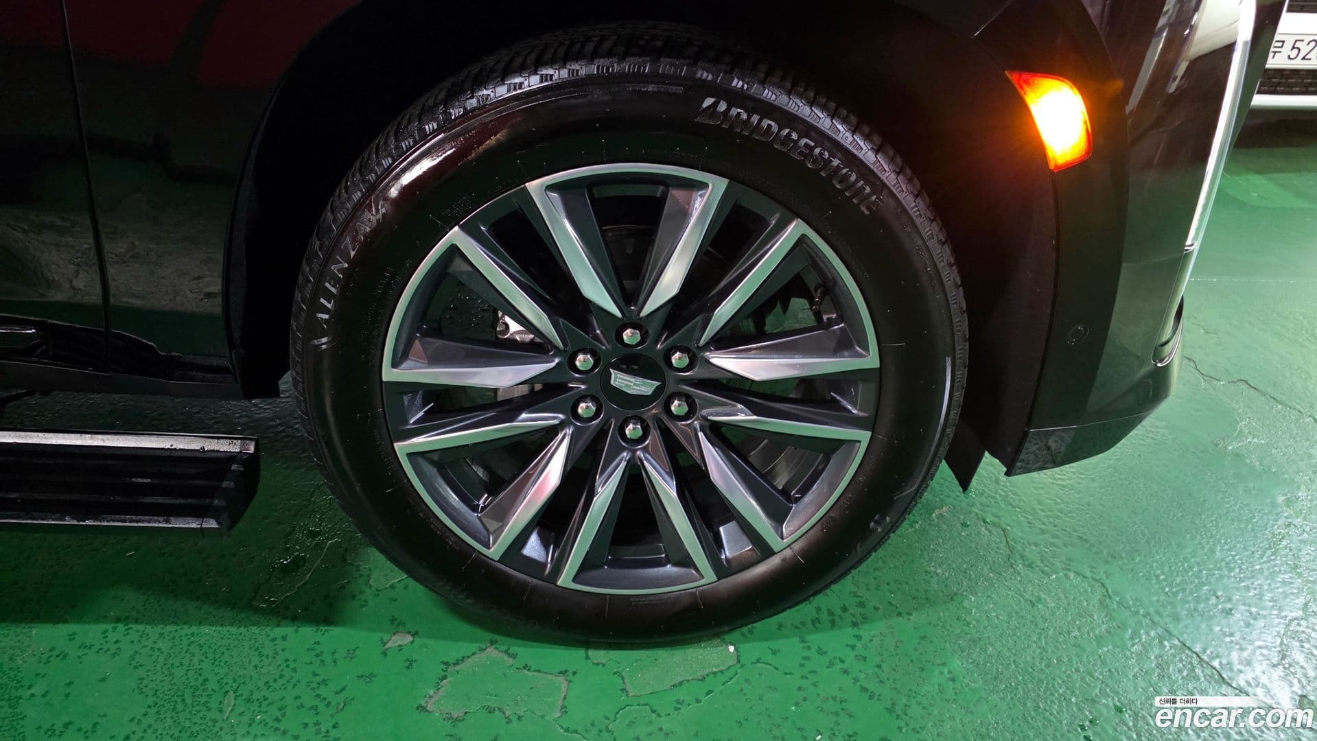 Main__Slider__Photo:Escalade Cadillac 2023.0-4