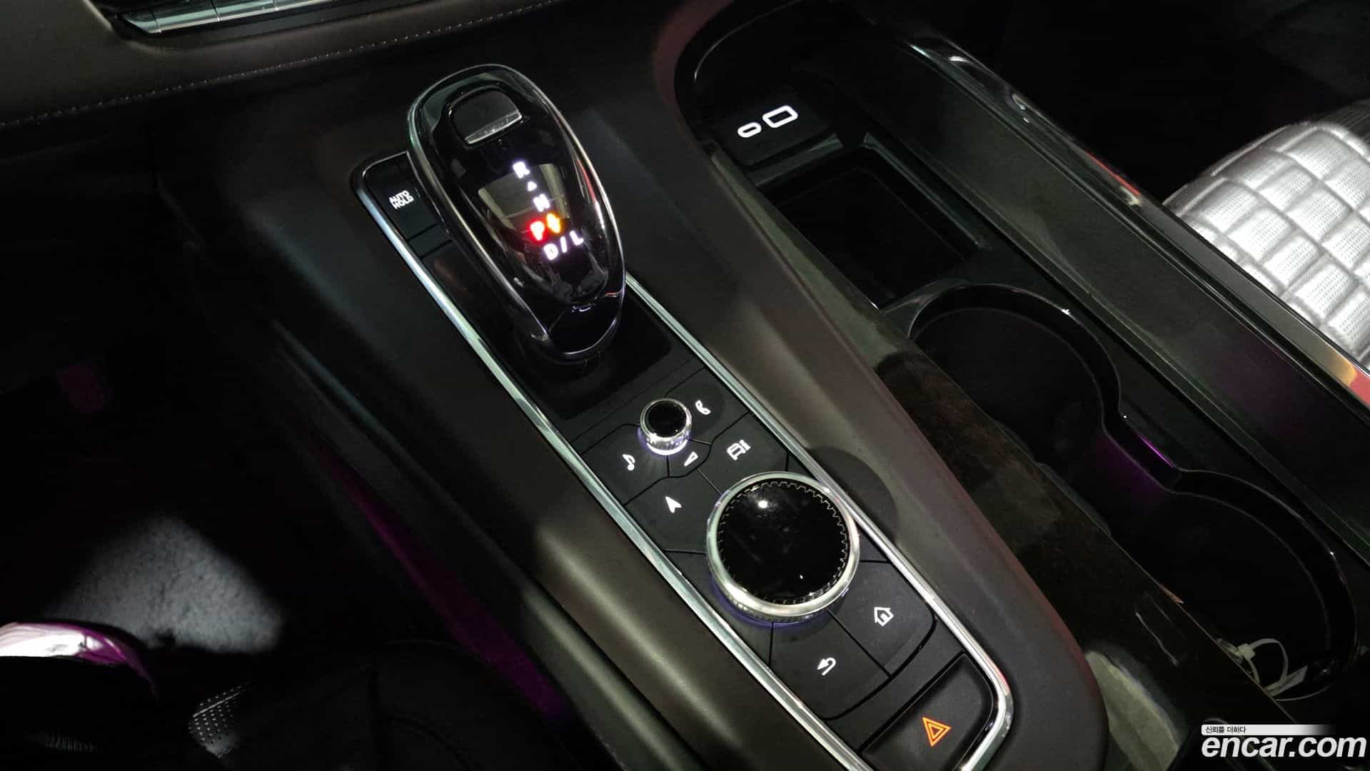 Escalade Cadillac 2023.0-INNER-009