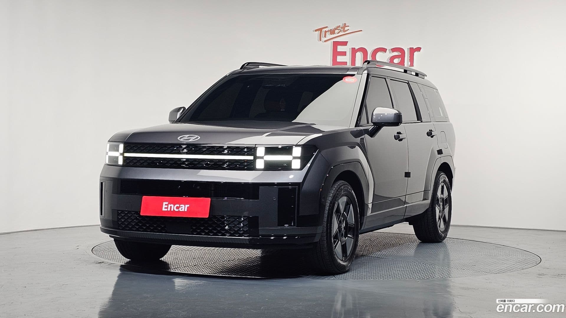 Main__Slider__Photo:Santafe Hyundai 2023.10-0