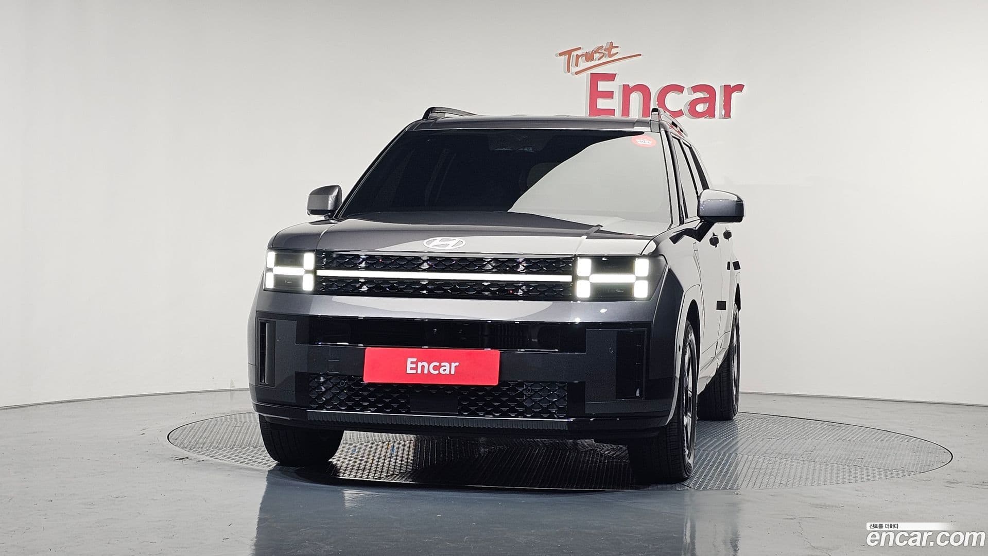 Main__Slider__Photo:Santafe Hyundai 2023.10-2