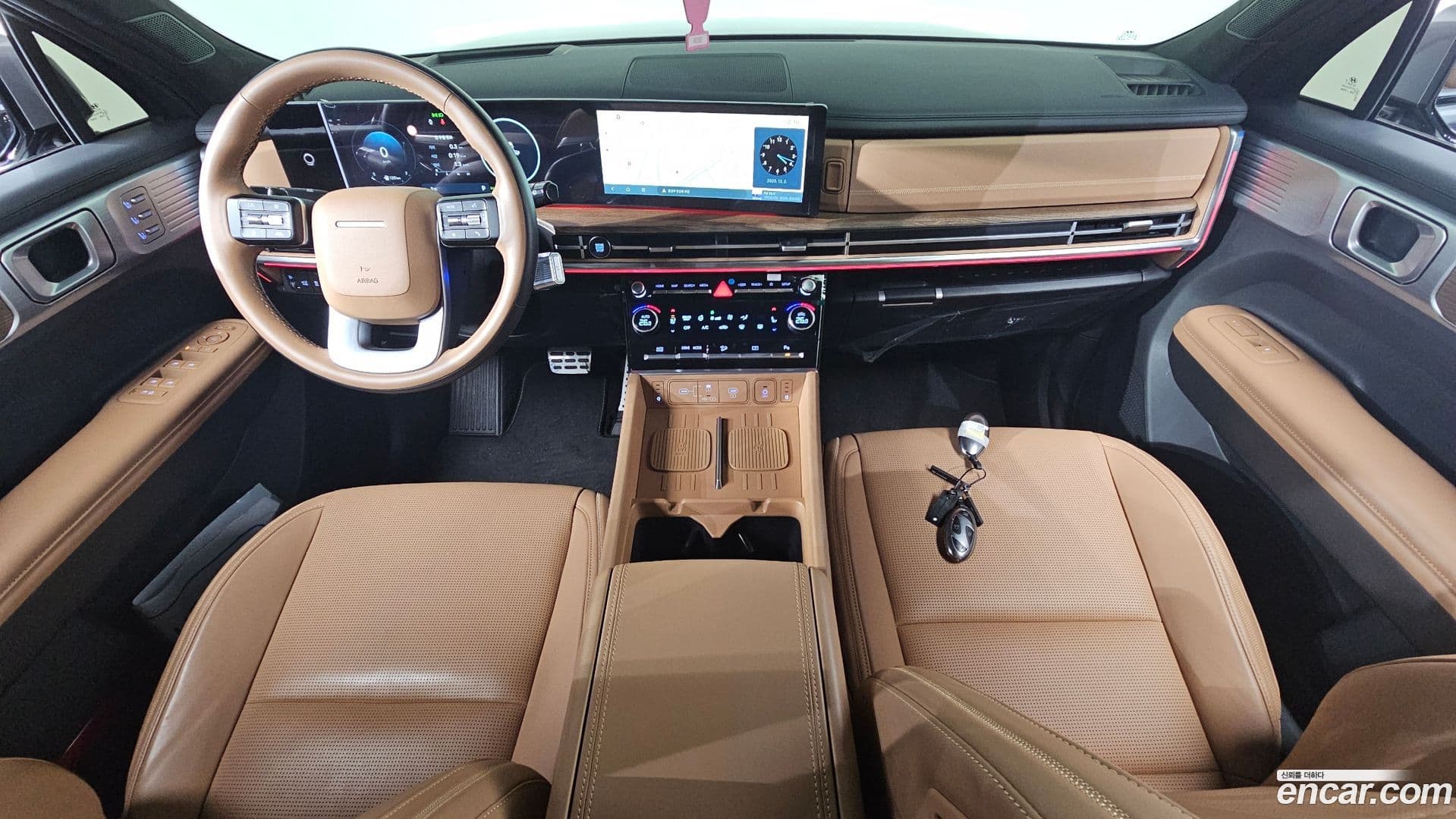 Main__Slider__Photo:Santafe Hyundai 2023.10-6