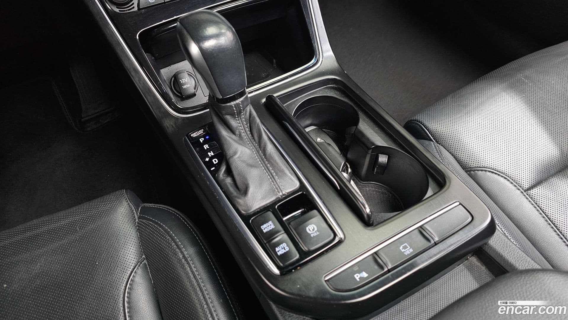 Main__Slider__Photo:Grandeur Hyundai 2018.1-8