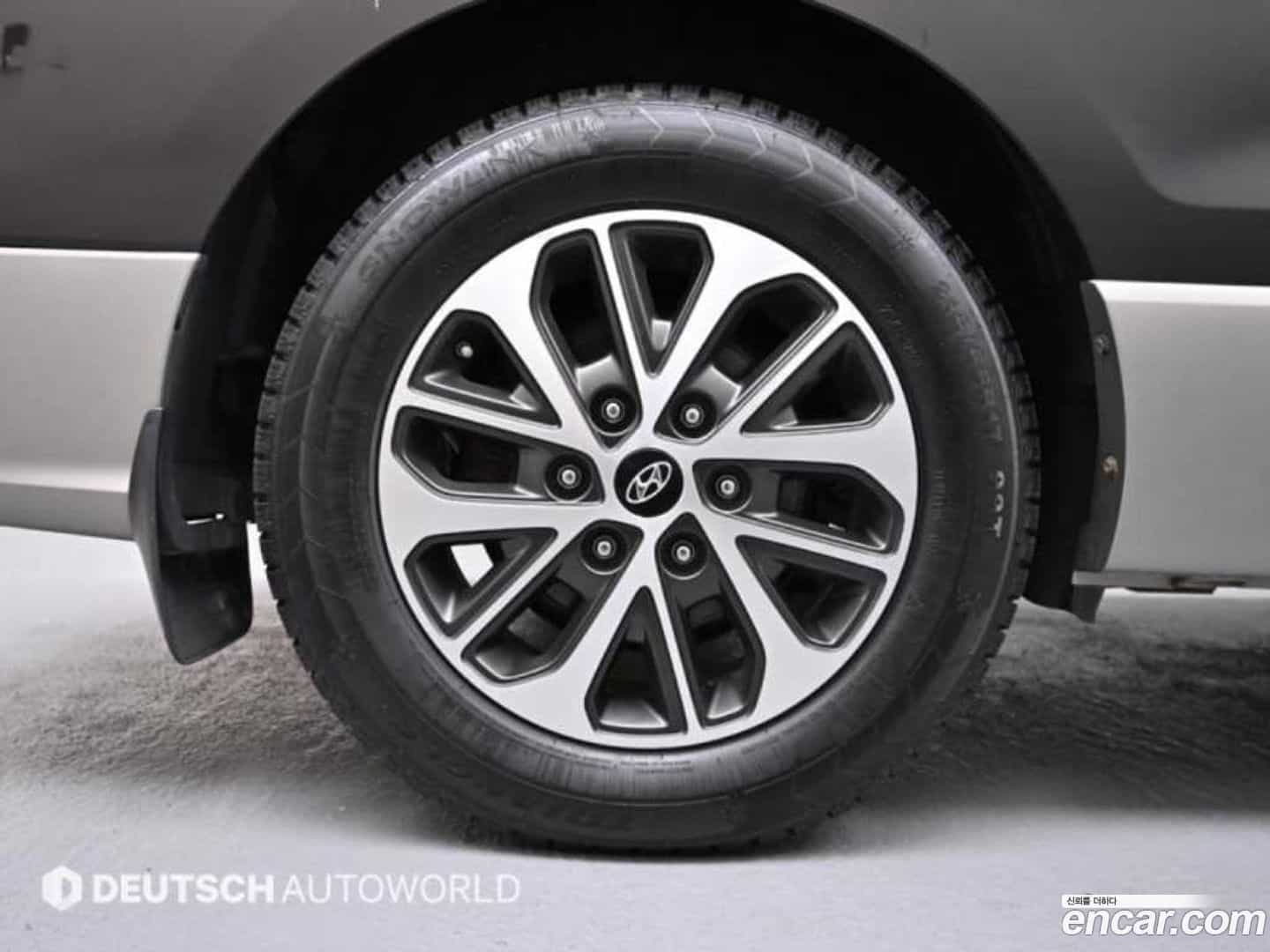 Starex Hyundai 2018.10-OUTER-005