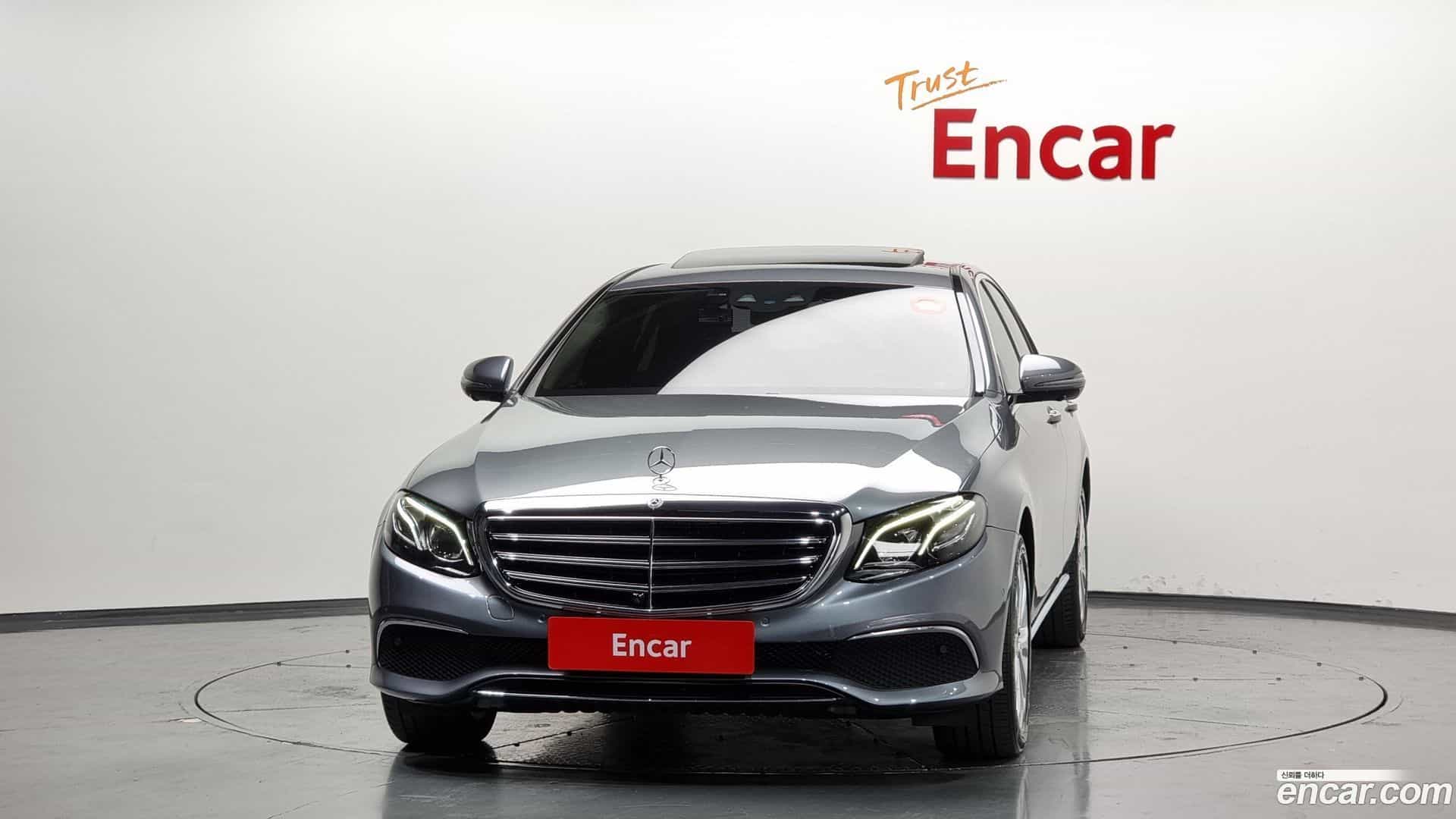 E-Class Mercedes-Benz 2018.10-OUTER-003