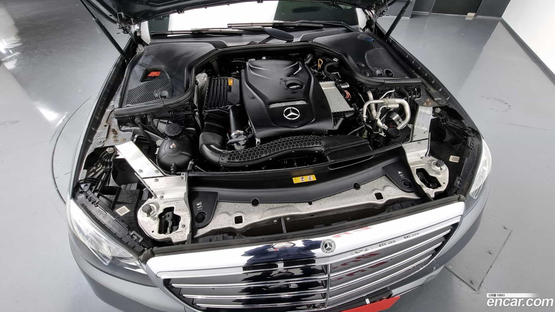 E-Class Mercedes-Benz 2018.10-INNER-006