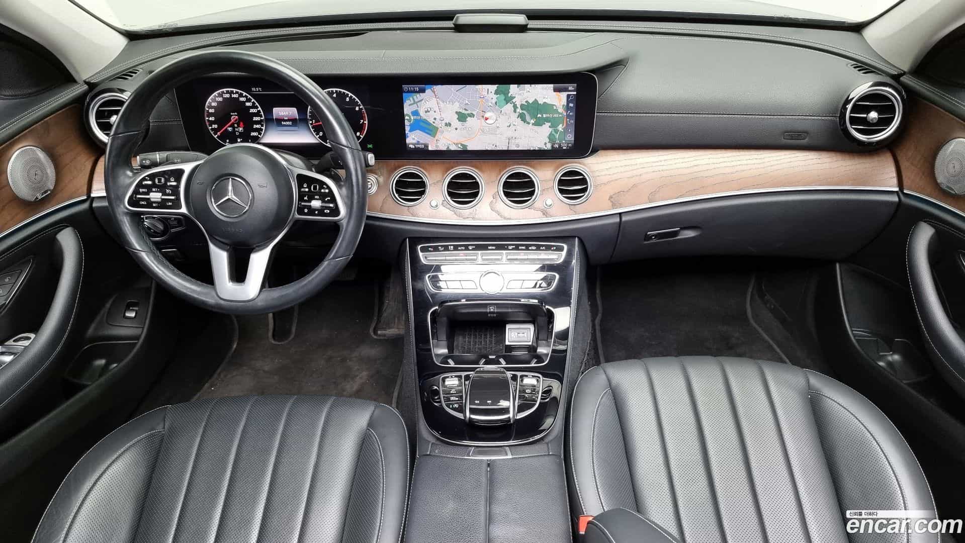 E-Class Mercedes-Benz 2018.10-INNER-007