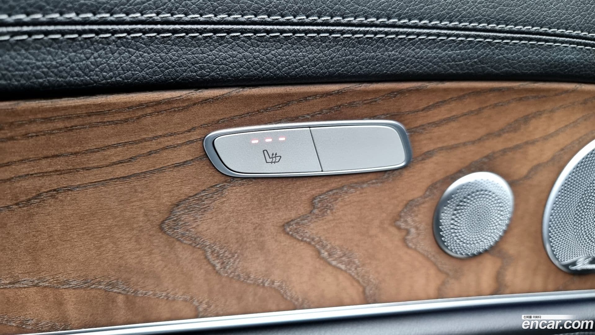 Main__Slider__Photo:E-Class Mercedes-Benz 2018.10-17