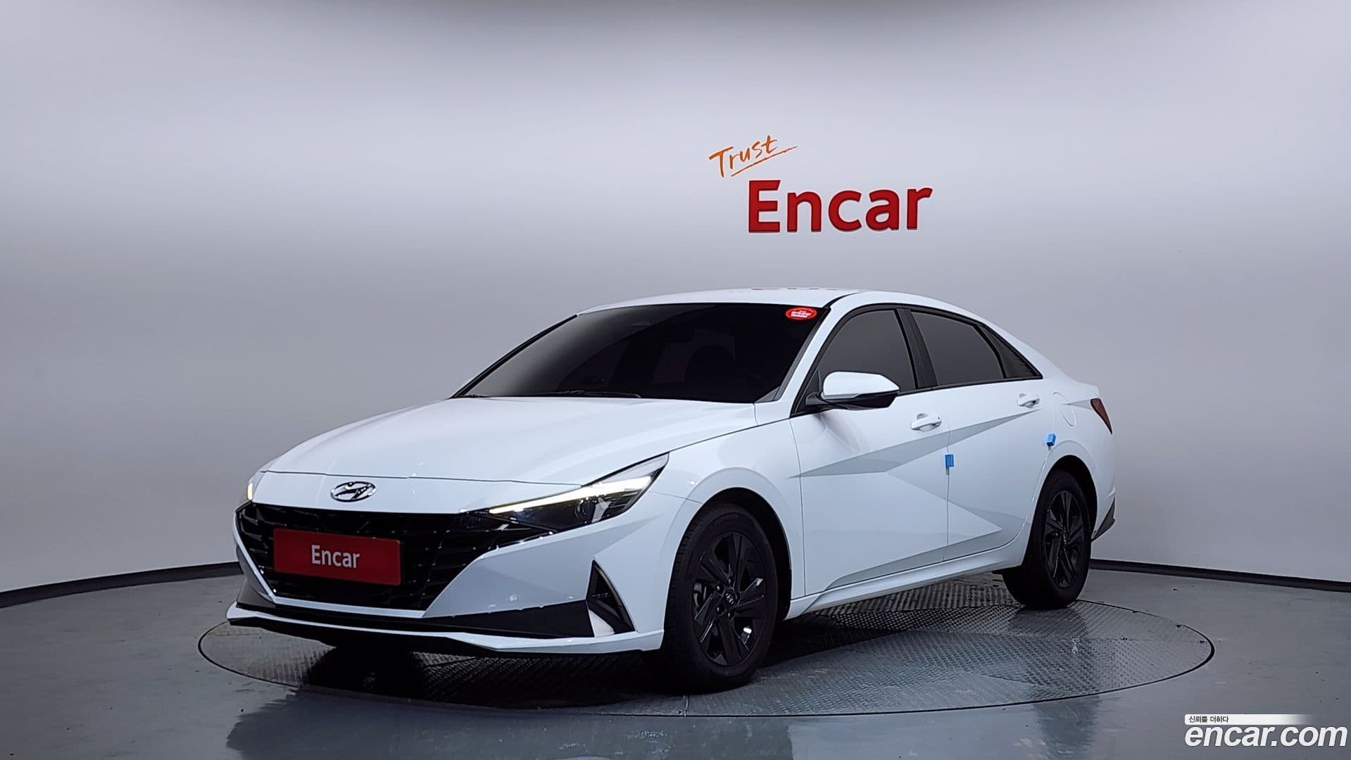 Main__Slider__Photo:AVANTE Hyundai 2022.4-0