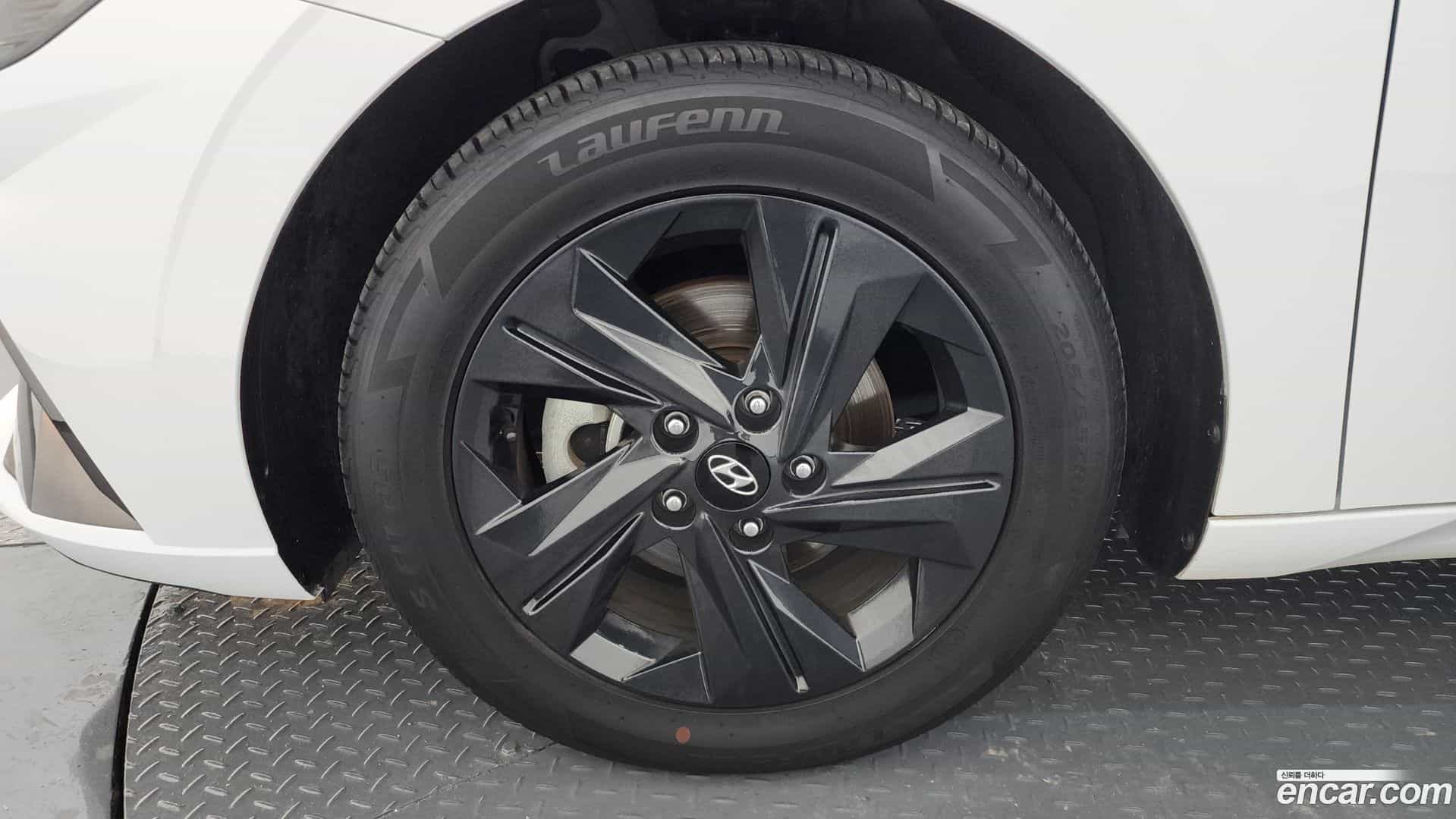 AVANTE Hyundai 2022.4-OUTER-005