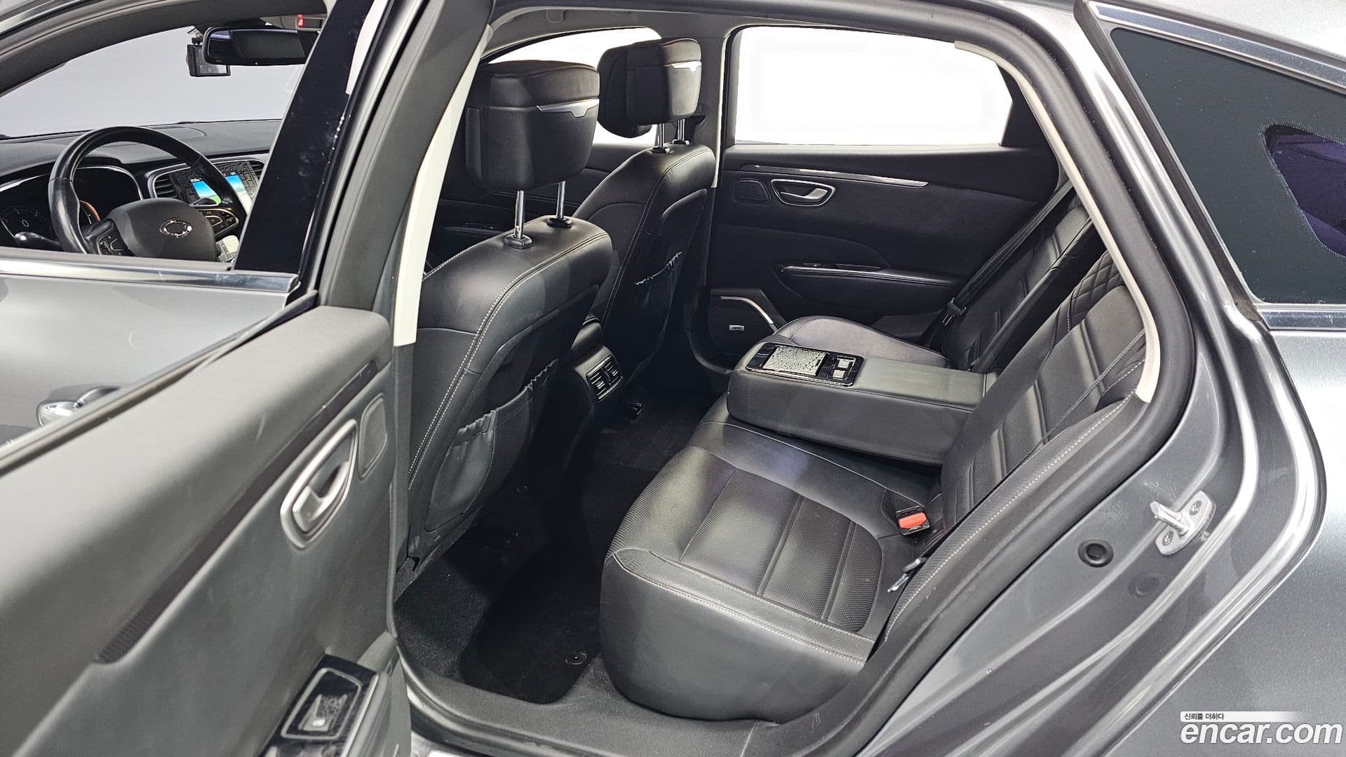 Main__Slider__Photo:SM6 Renault Korea 2017.11-17