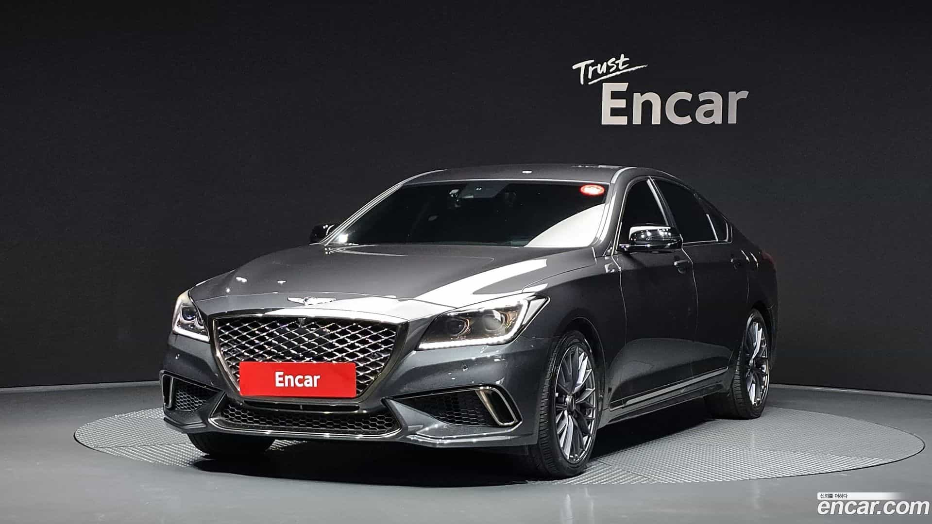 G80 Genesis 2017.0-OUTER-001