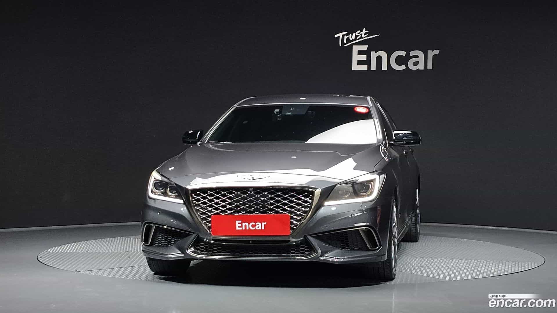 G80 Genesis 2017.0-OUTER-003