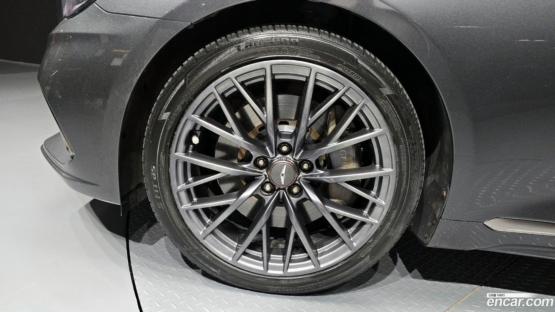 Main__Slider__Photo:G80 Genesis 2017.0-4