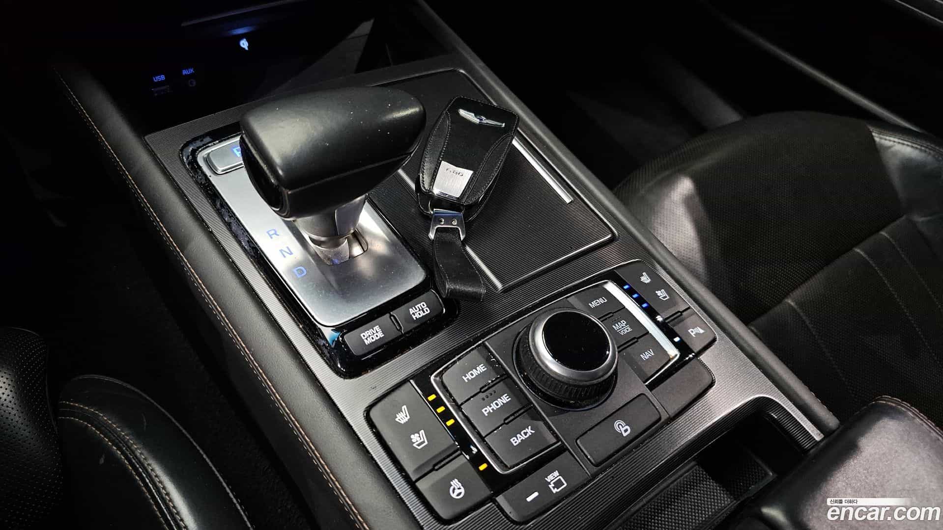 G80 Genesis 2017.0-INNER-009