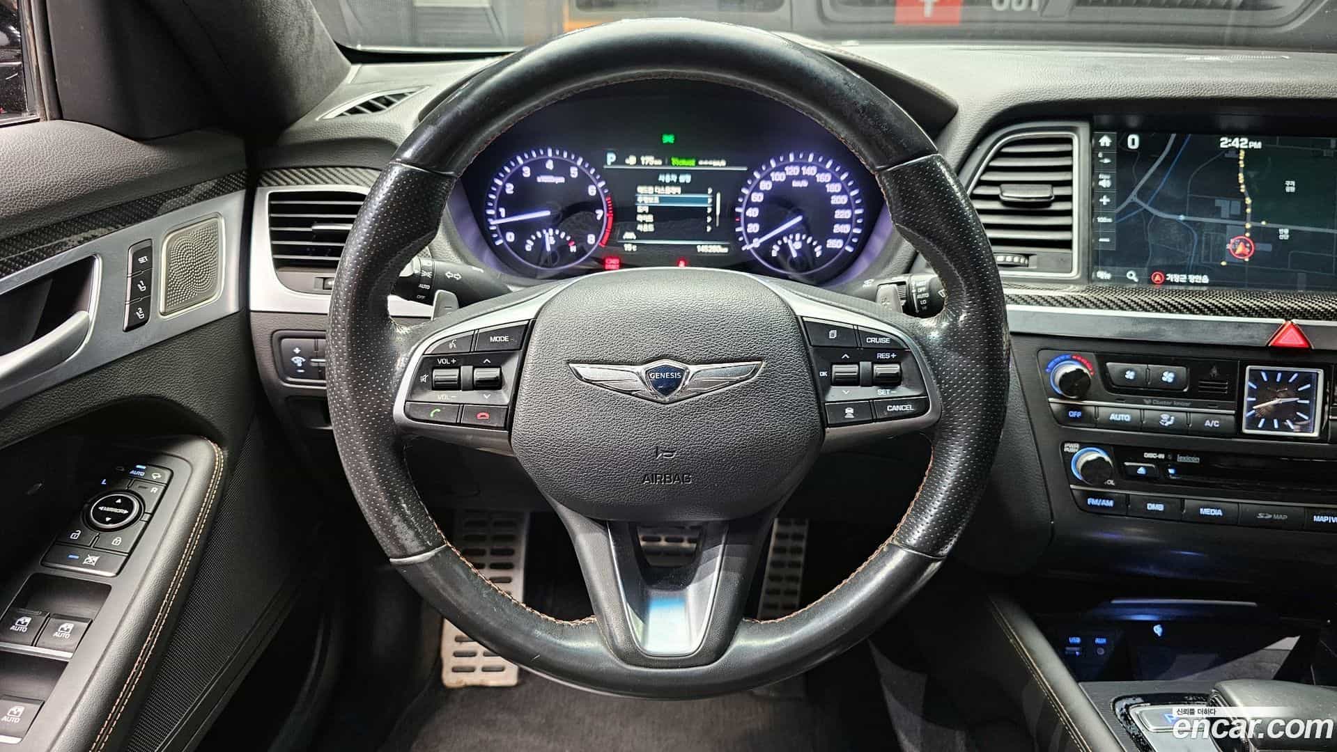 G80 Genesis 2017.0-OPTION-017