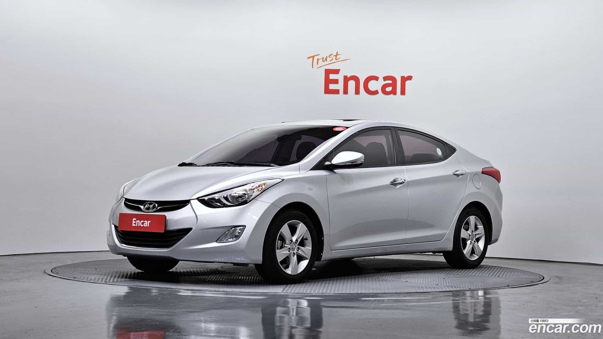 AVANTE Hyundai 2013.2-OUTER-001