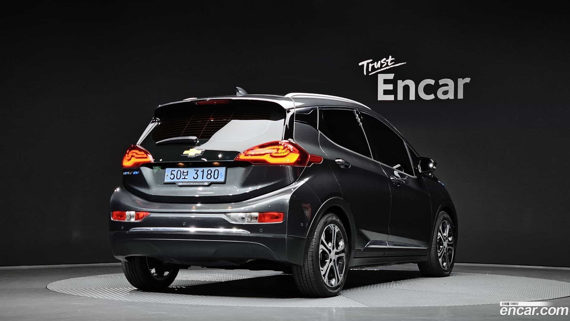 Bolt EV Chevrolet 2019.10-OUTER-002