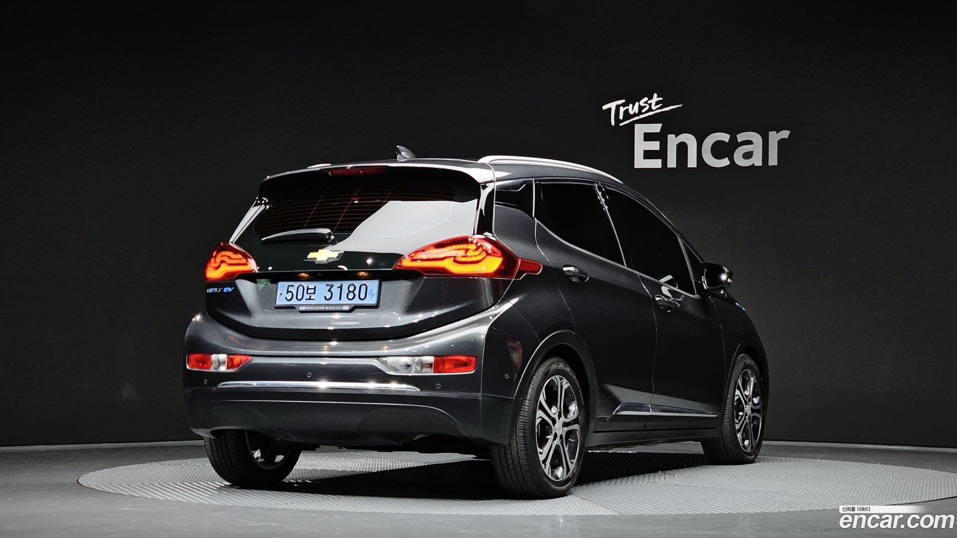 Main__Slider__Photo:Bolt EV Chevrolet 2019.10-1