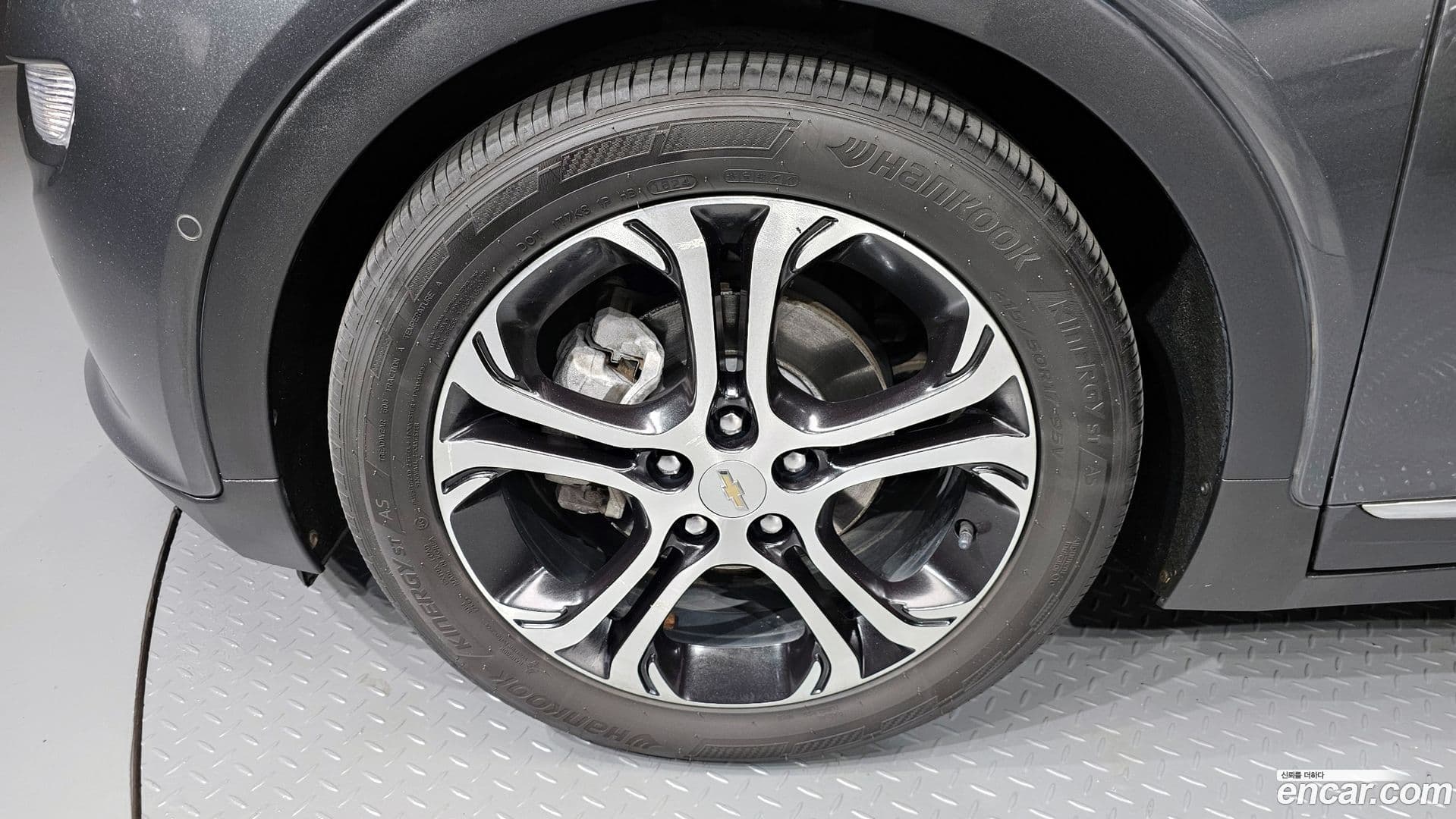 Main__Slider__Photo:Bolt EV Chevrolet 2019.10-4