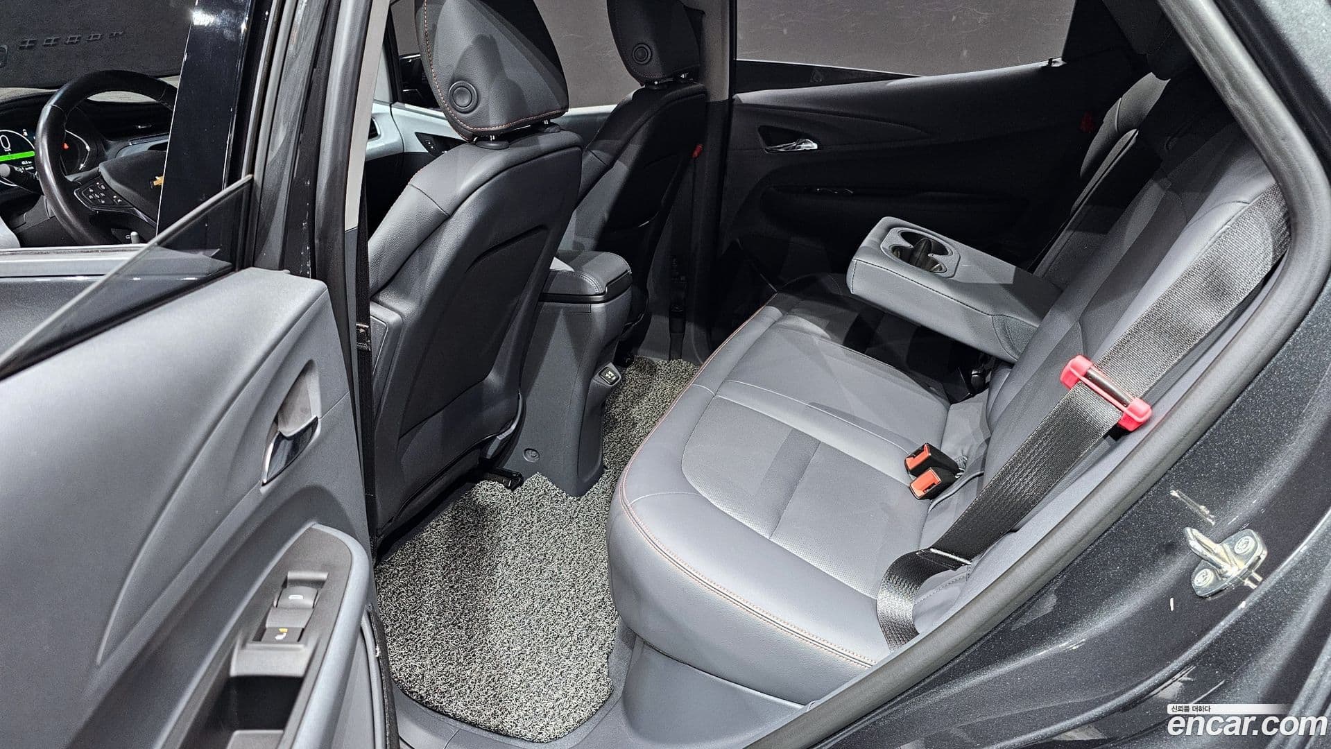 Main__Slider__Photo:Bolt EV Chevrolet 2019.10-11