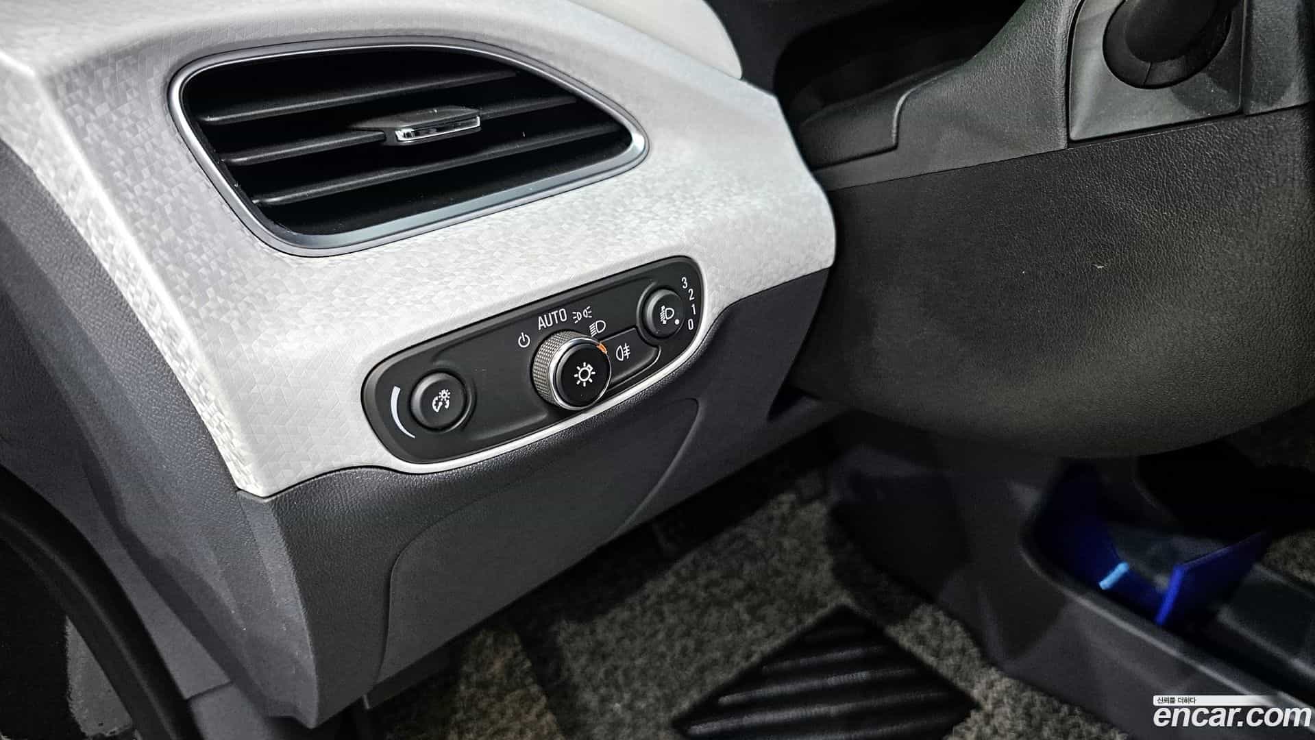 Bolt EV Chevrolet 2019.10-OPTION-020