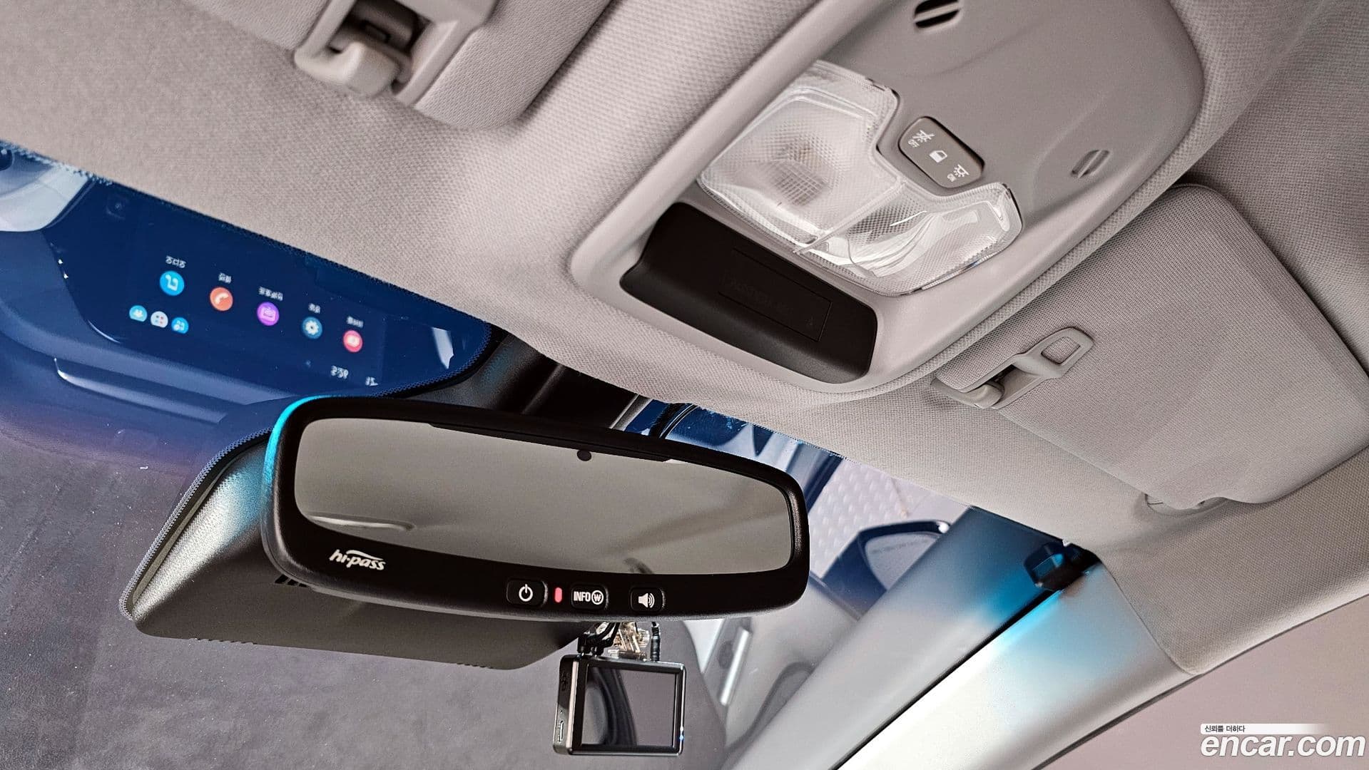 Main__Slider__Photo:Bolt EV Chevrolet 2019.10-18