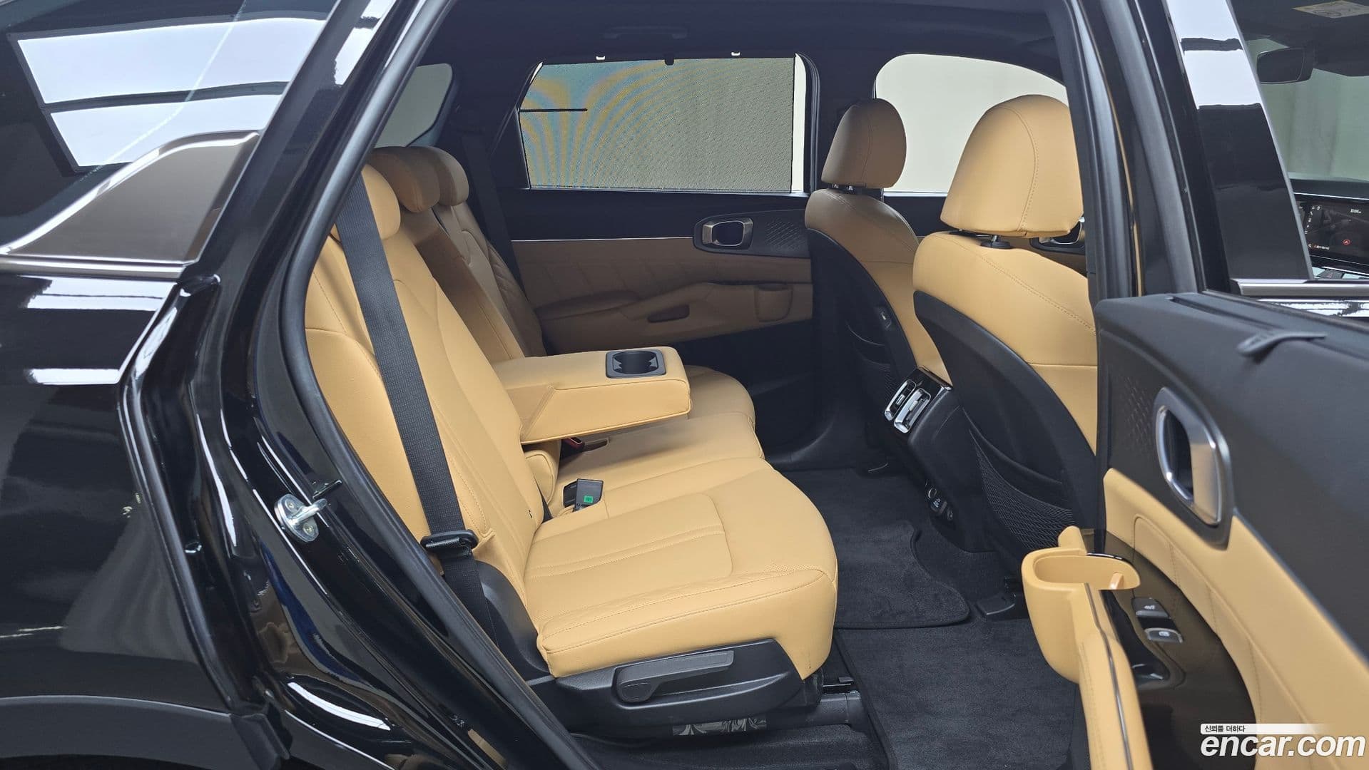 Main__Slider__Photo:Sorento Kia 2022.10-11