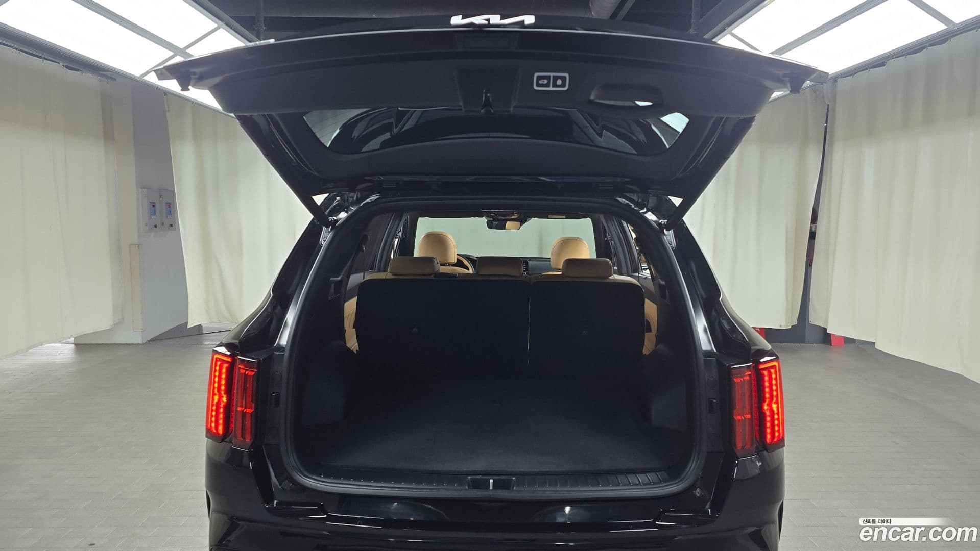 Main__Slider__Photo:Sorento Kia 2022.10-19