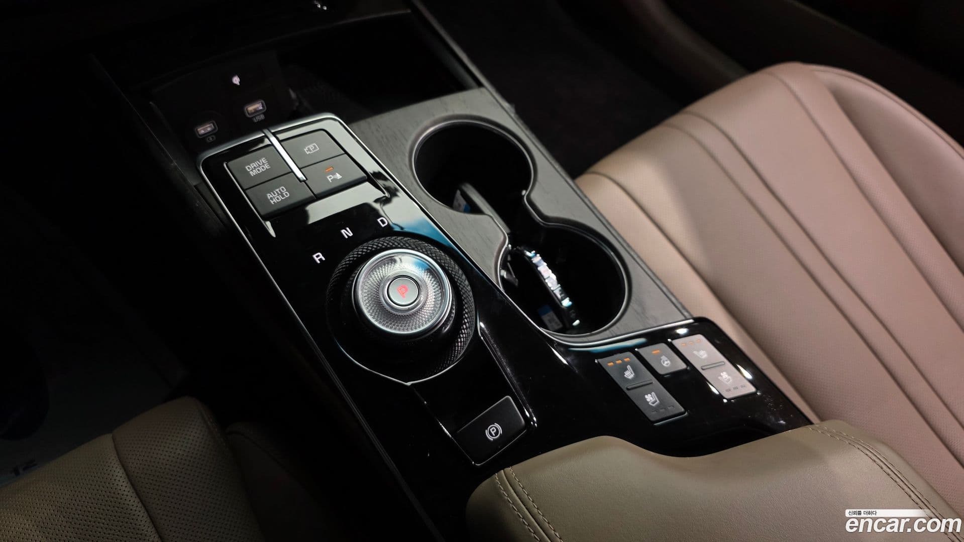 Main__Slider__Photo:K8 Kia 2021.10-8