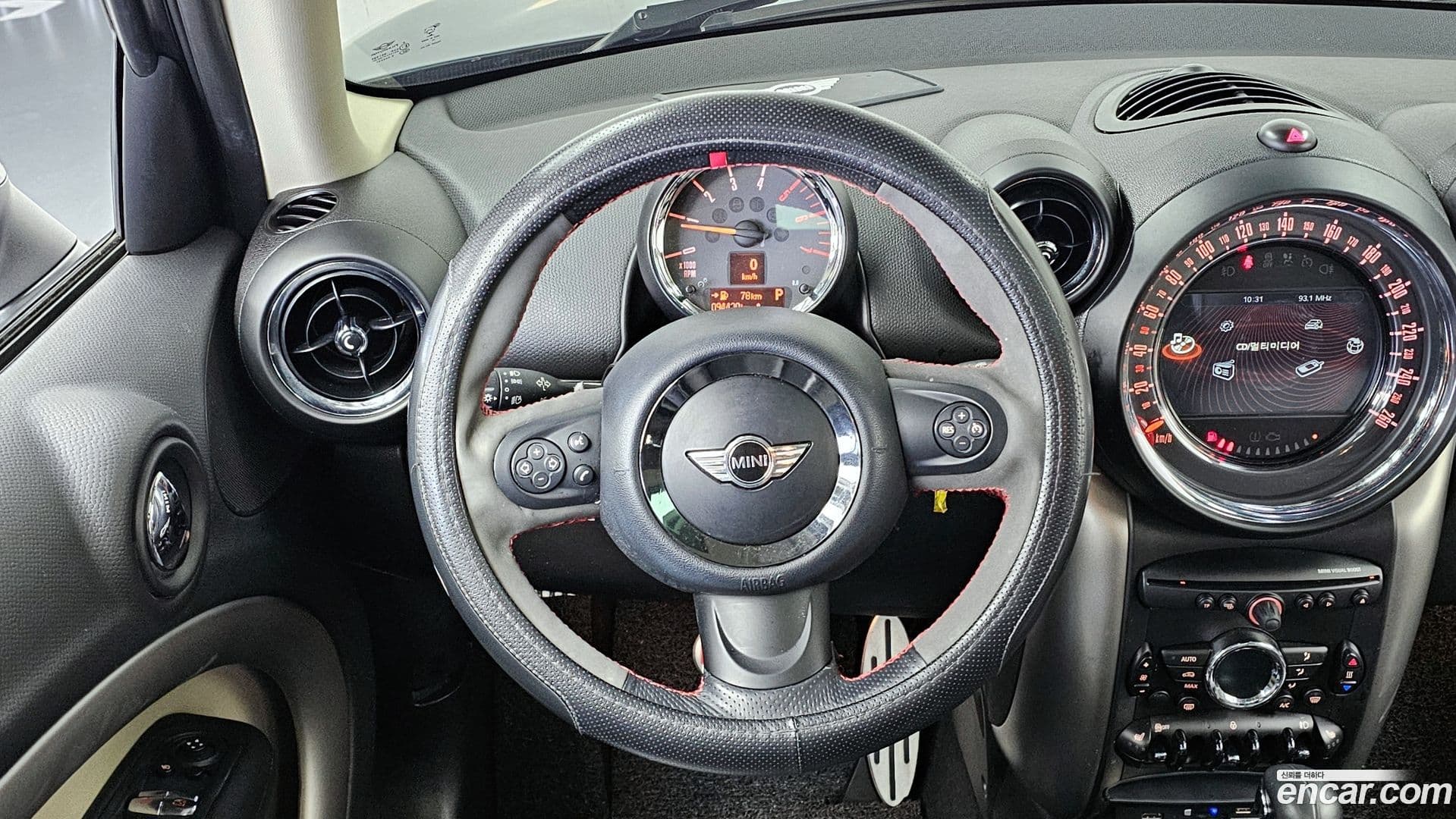 Main__Slider__Photo:Countryman Mini 2016.8-12