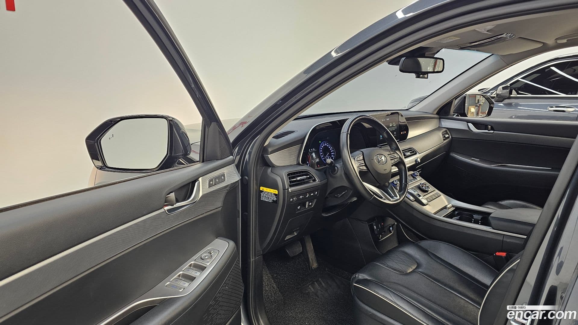 Main__Slider__Photo:Palisade Hyundai 2020.3-9