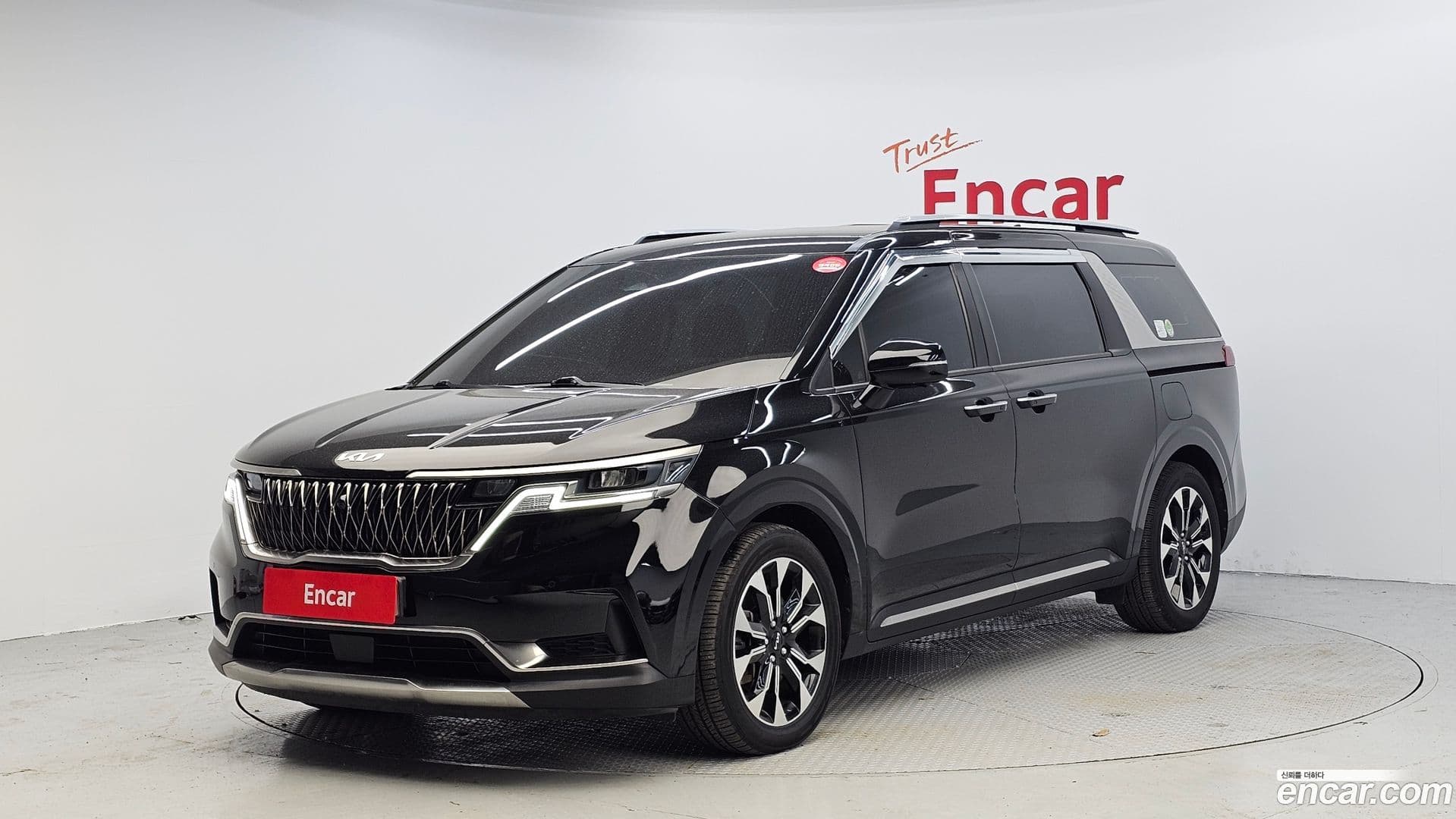 Main__Slider__Photo:Canival Kia 2022.10-0