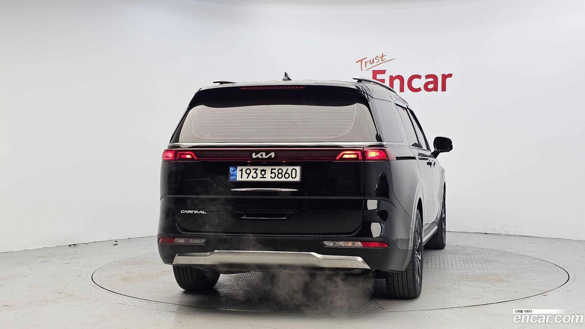 Main__Slider__Photo:Canival Kia 2022.10-3