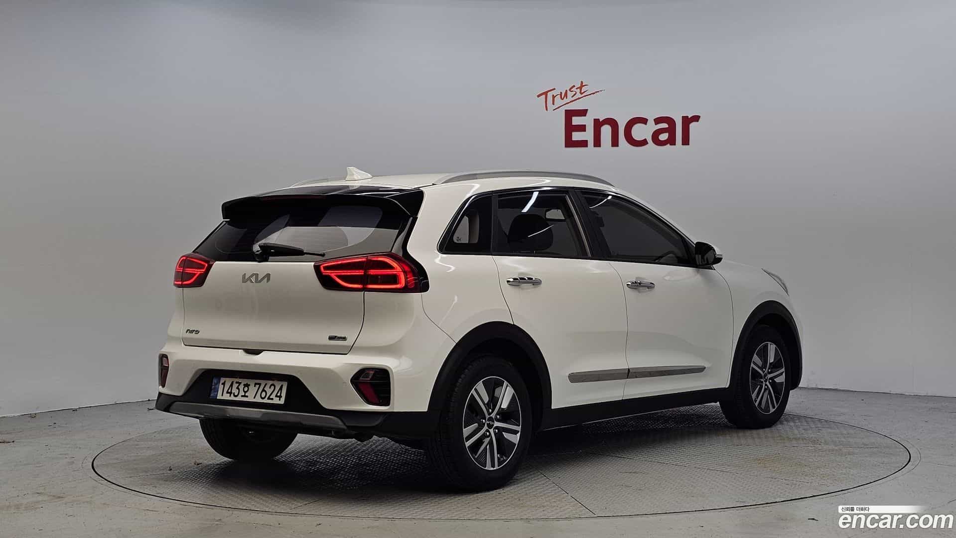 Niro Kia 2021.10-OUTER-002