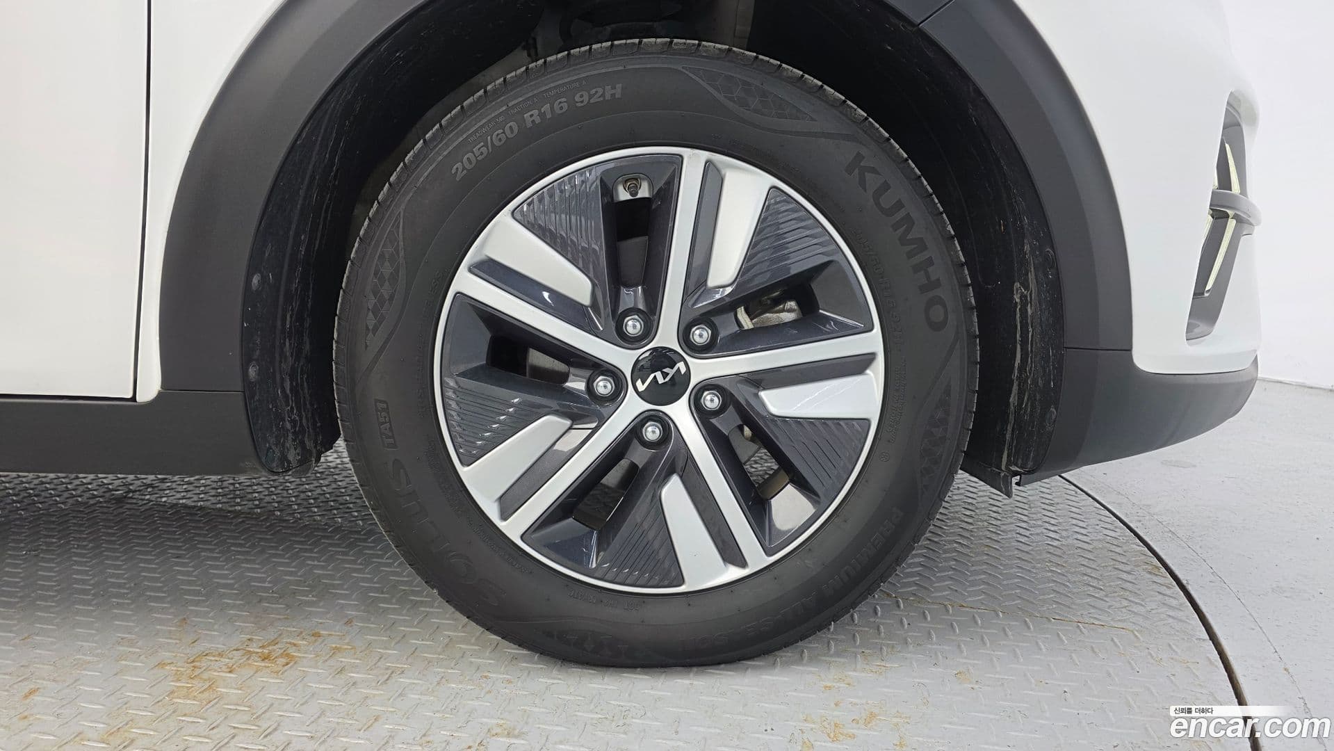 Main__Slider__Photo:Niro Kia 2021.10-4