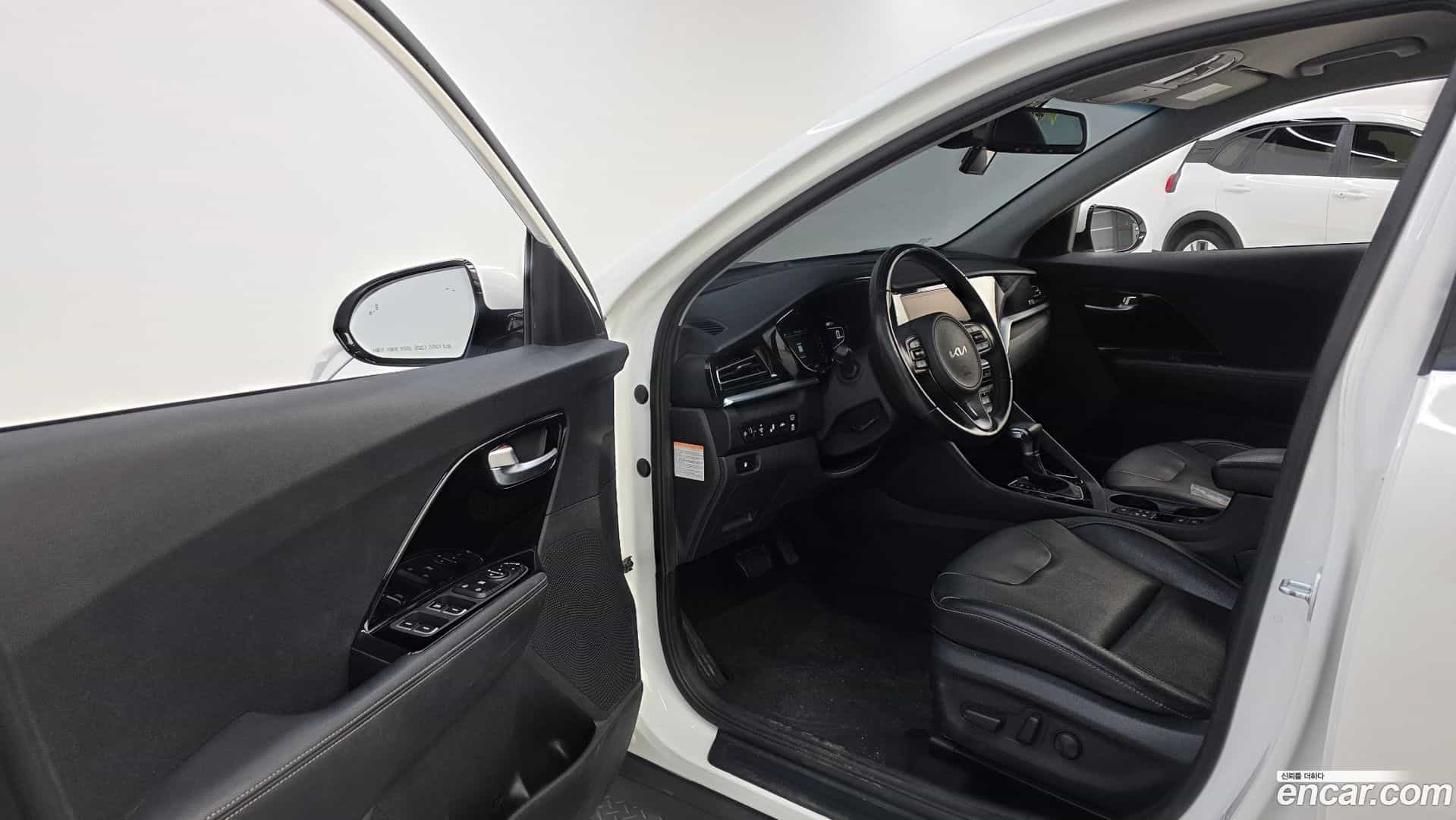 Niro Kia 2021.10-INNER-010